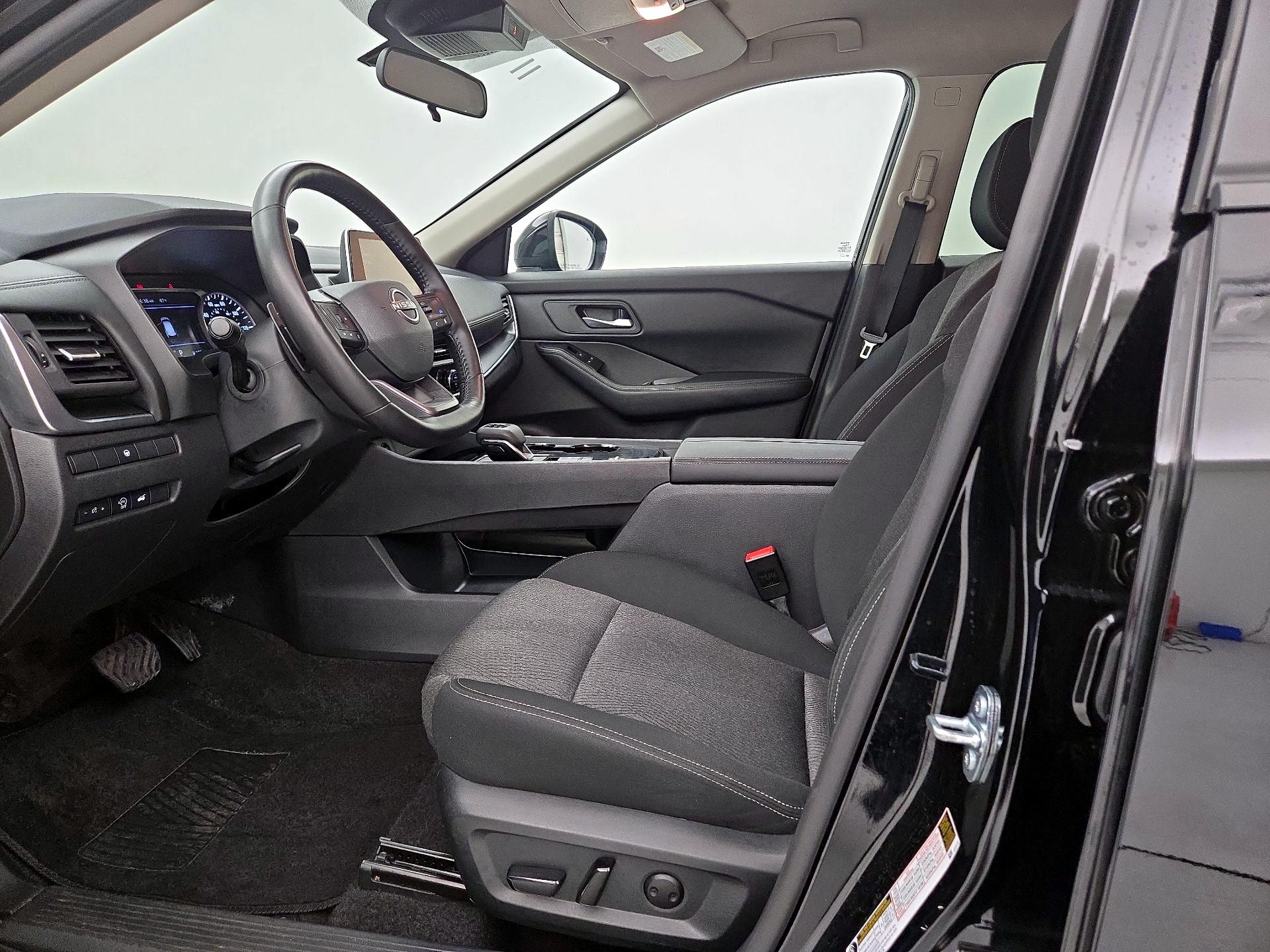 Thumbnail: 2025 Nissan Rogue - 11