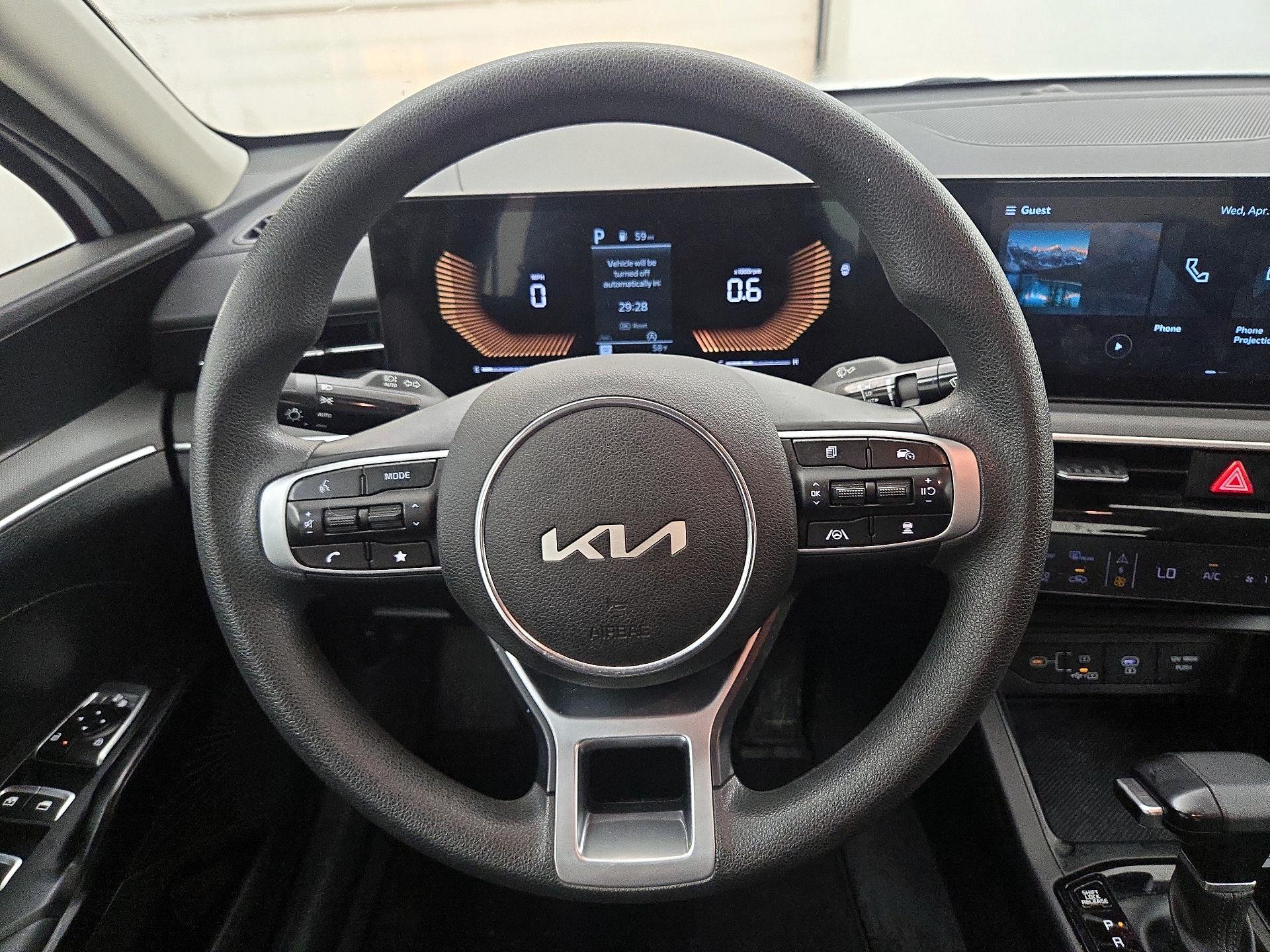 Thumbnail: 2025 Kia K5 - 10