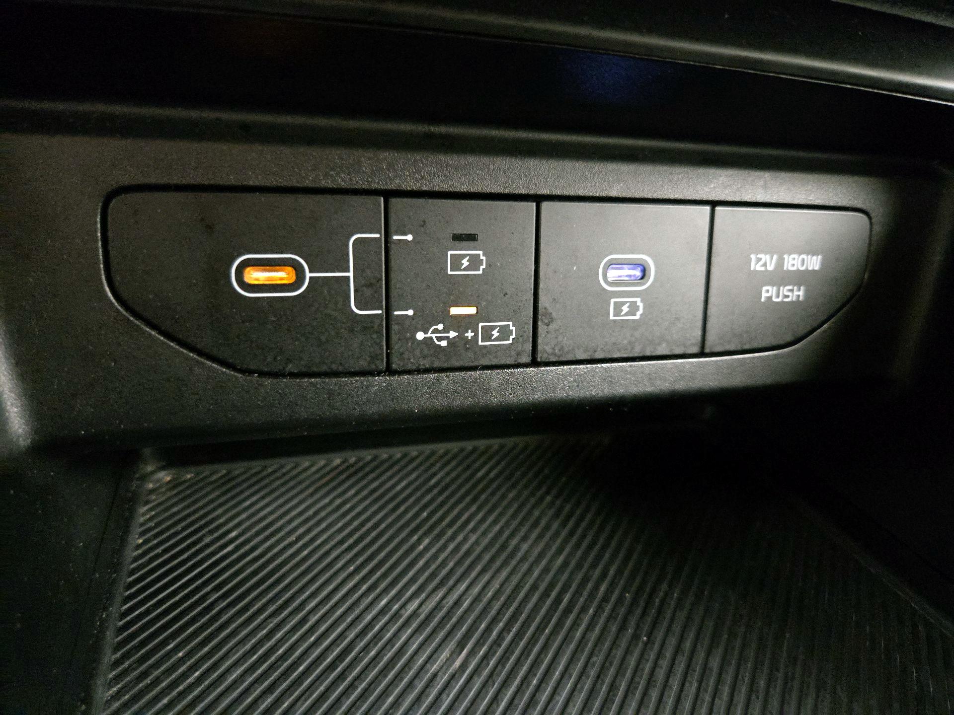 Thumbnail: 2025 Kia K5 - 18