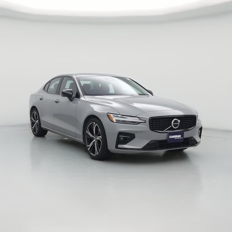 2024 Volvo S60 B5 Core Dark Theme