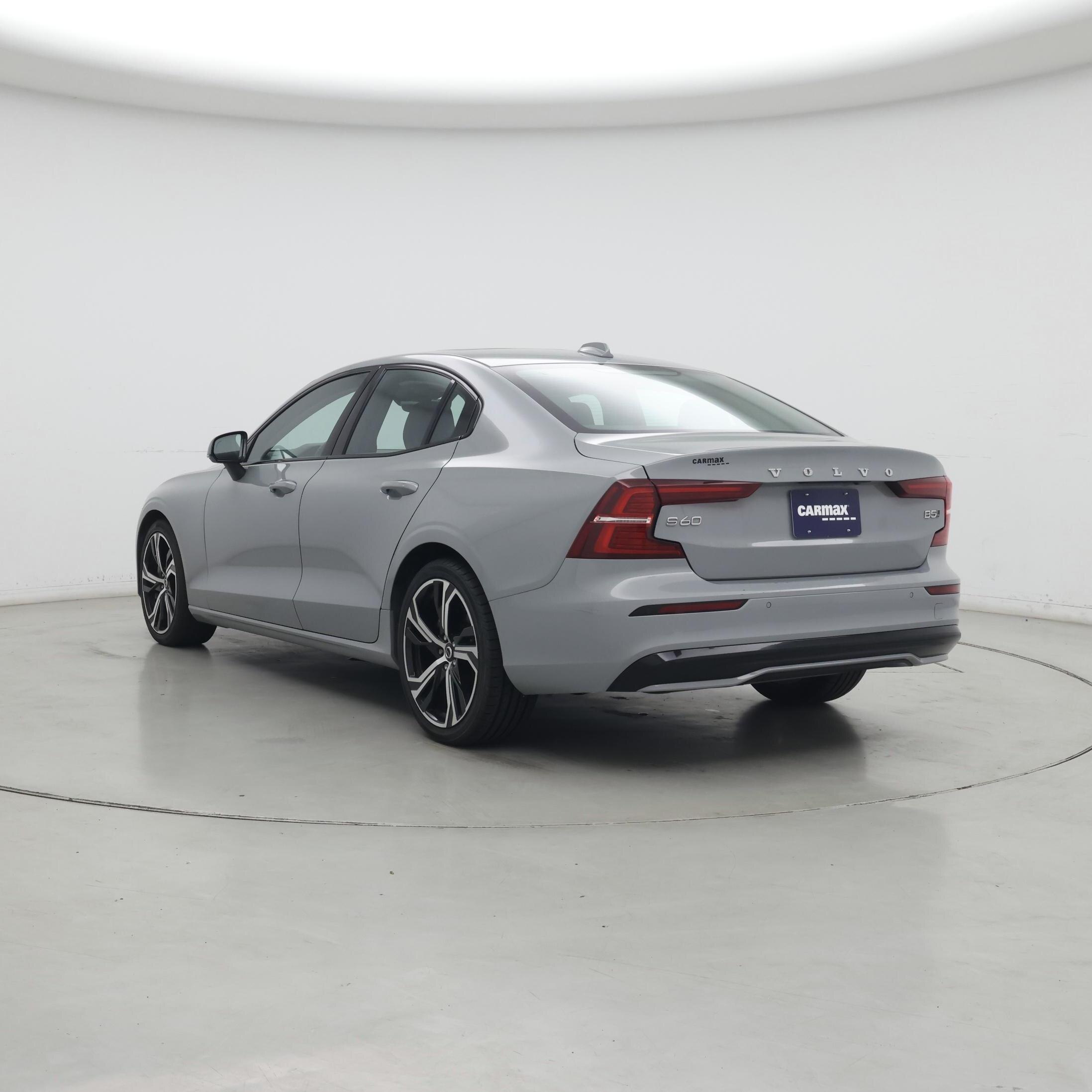 Thumbnail: 2024 Volvo S60 - 2