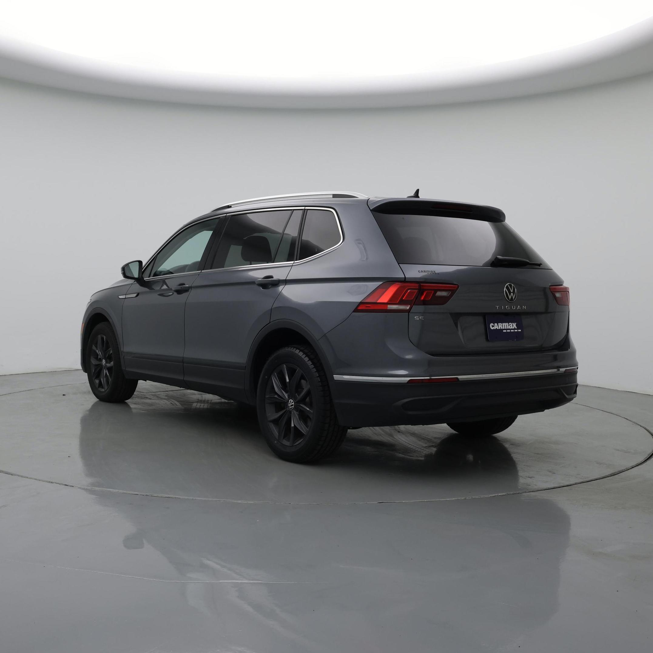 Thumbnail: 2024 Volkswagen Tiguan - 2