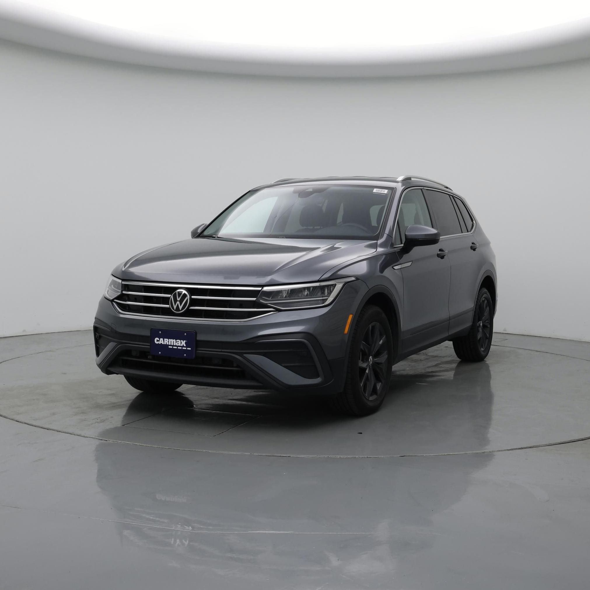 Thumbnail: 2024 Volkswagen Tiguan - 4