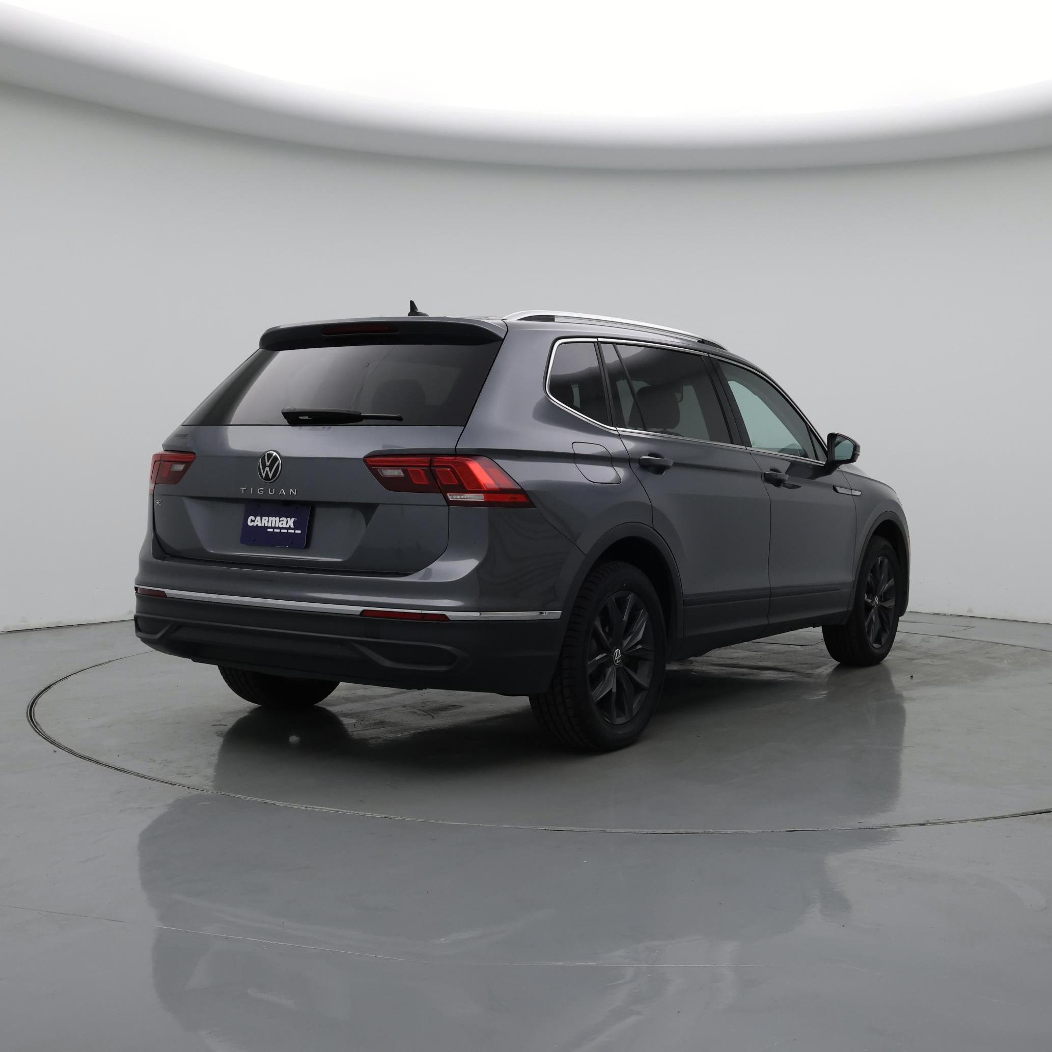 Thumbnail: 2024 Volkswagen Tiguan - 8