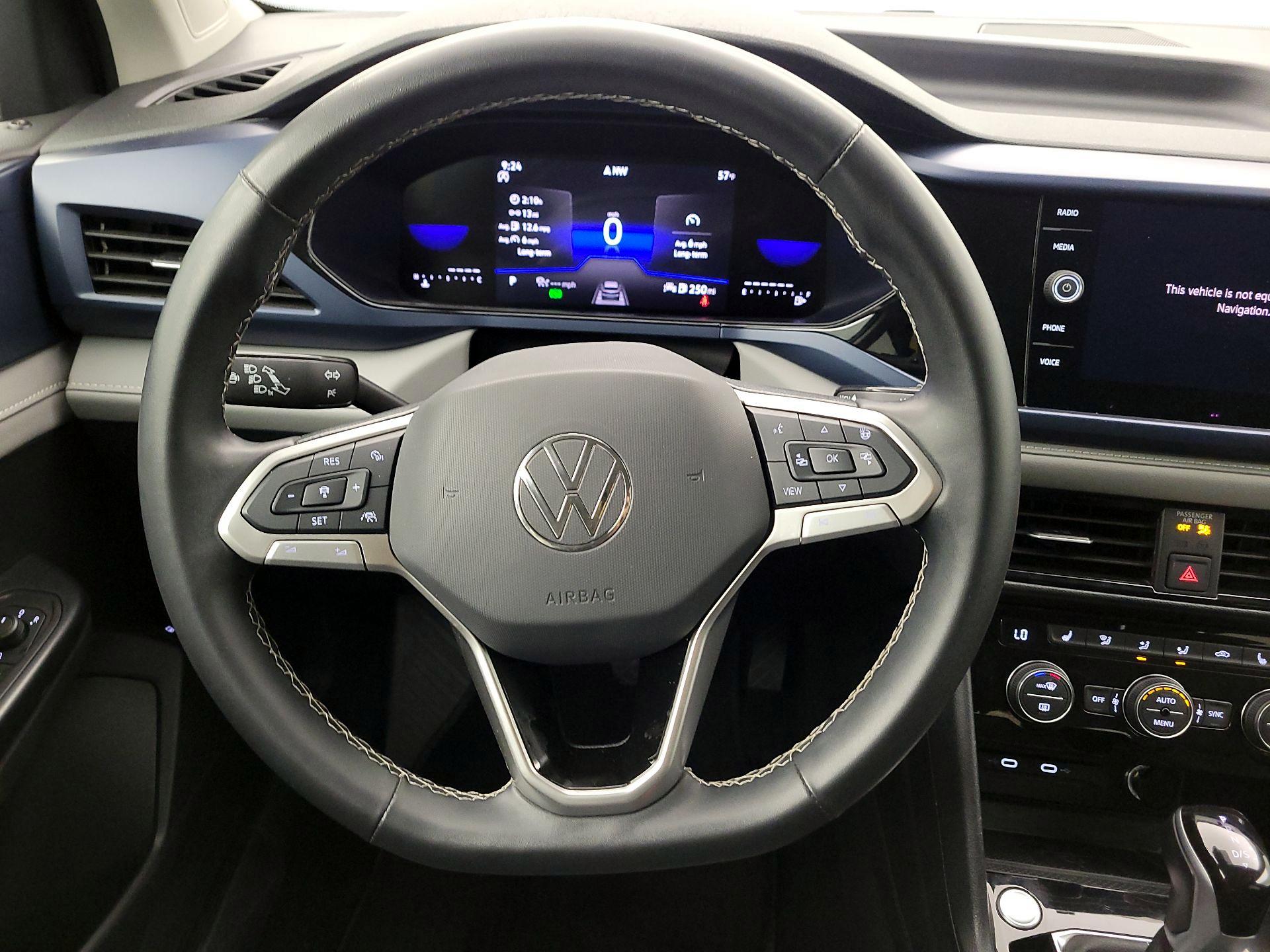 Thumbnail: 2024 Volkswagen Taos - 10