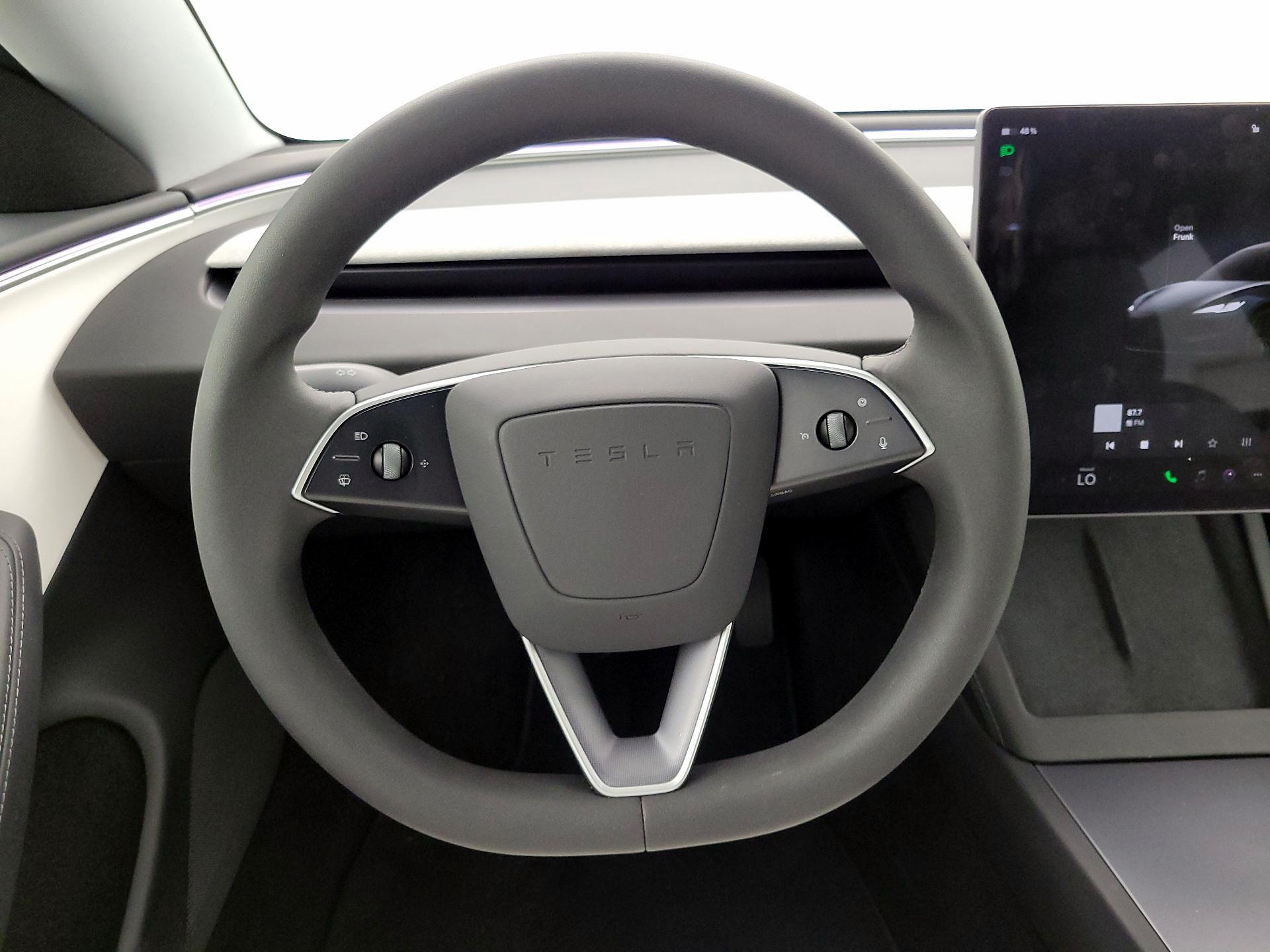 Thumbnail: 2025 Tesla Model 3 - 10
