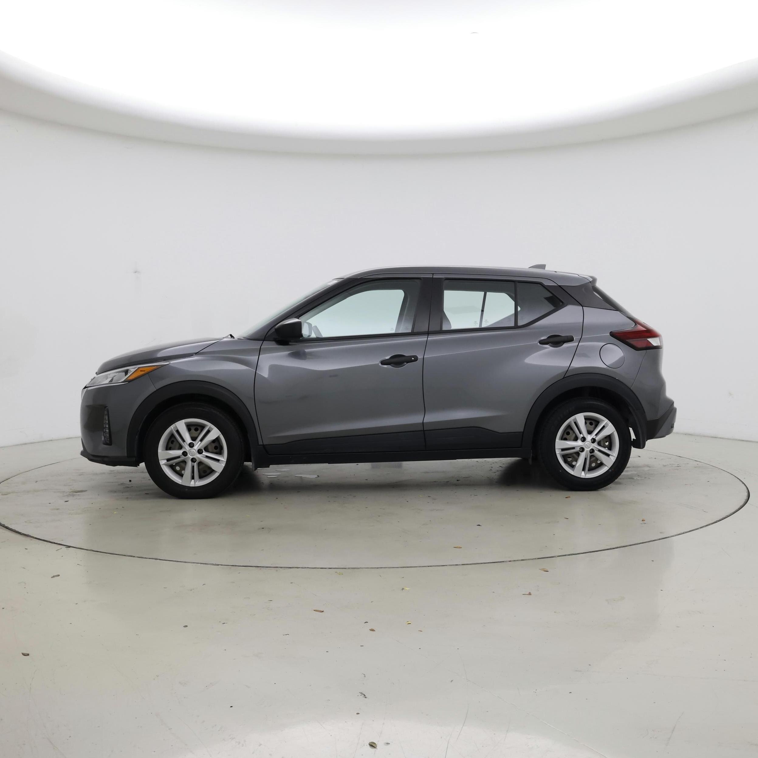 Thumbnail: 2023 Nissan Kicks - 3