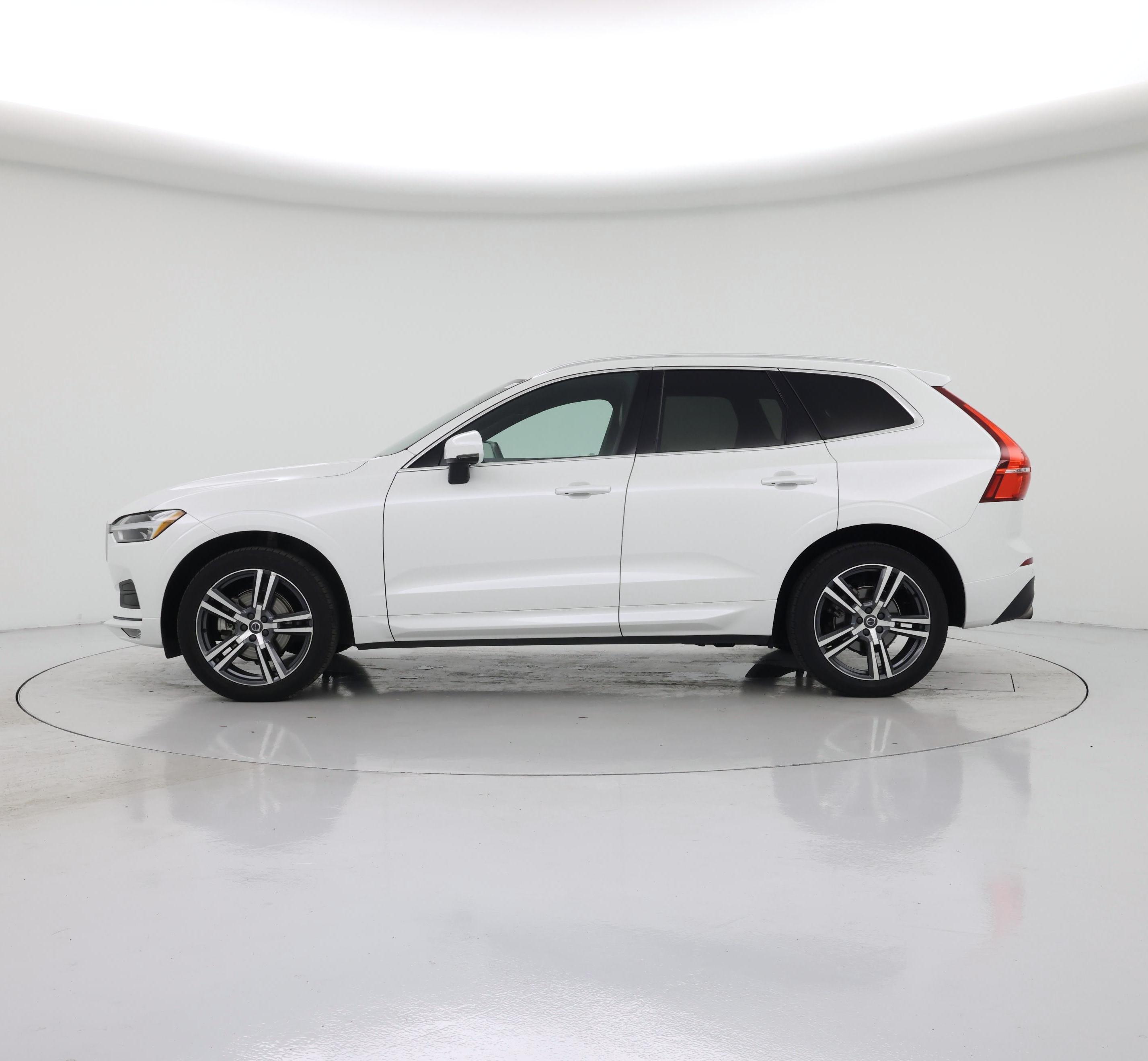 Thumbnail: 2021 Volvo XC60 - 3