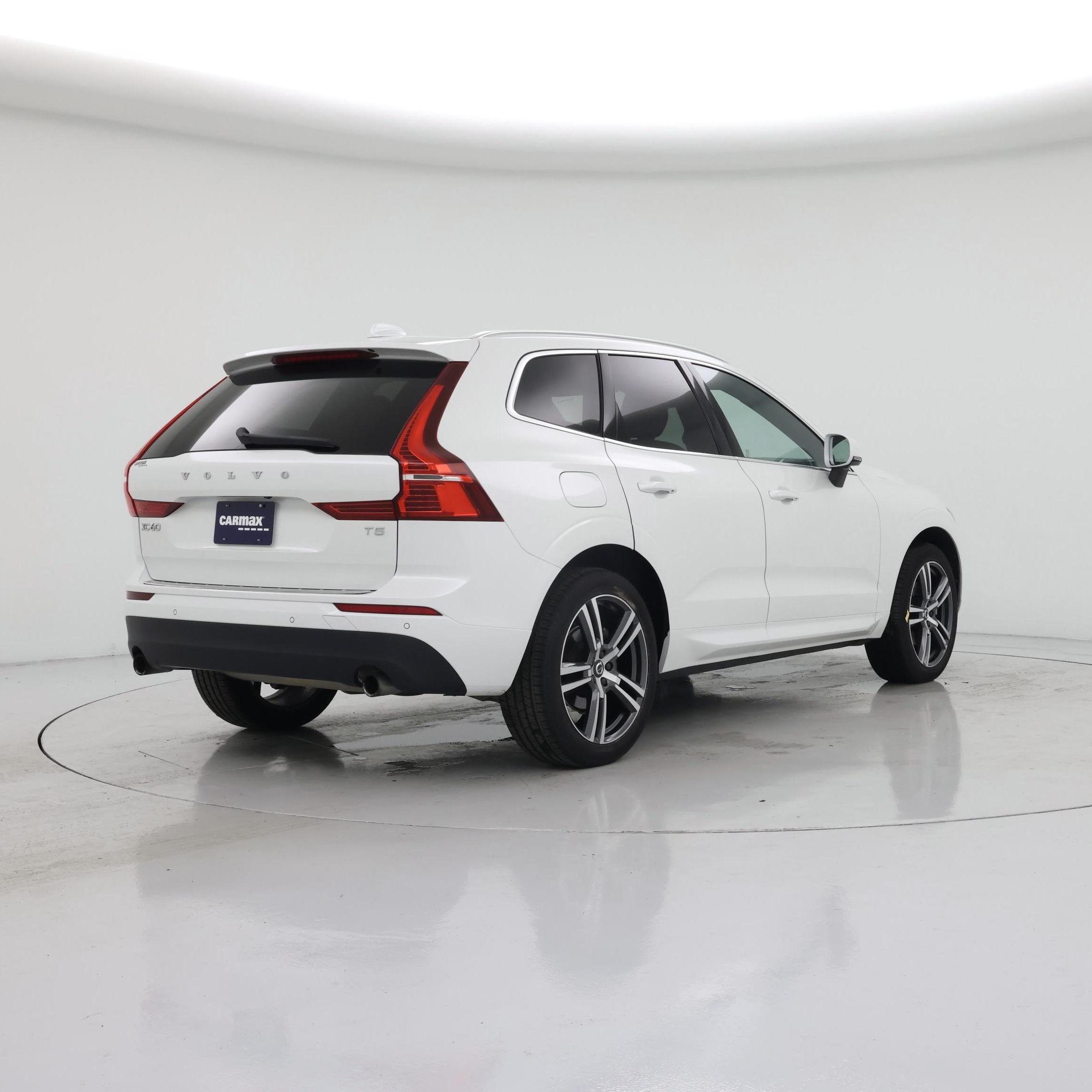 Thumbnail: 2021 Volvo XC60 - 8