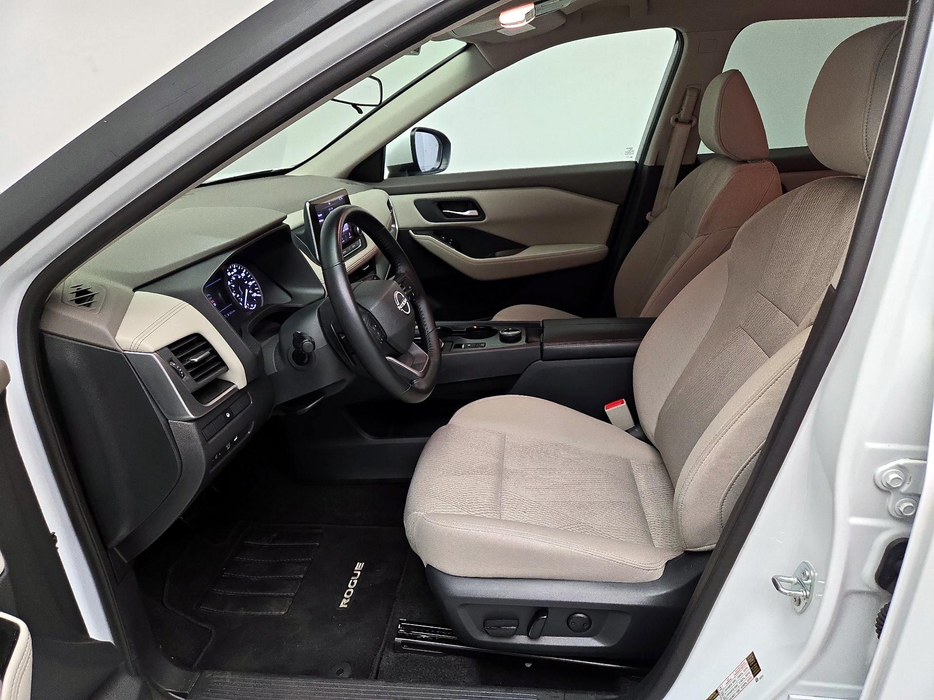 Thumbnail: 2025 Nissan Rogue - 11