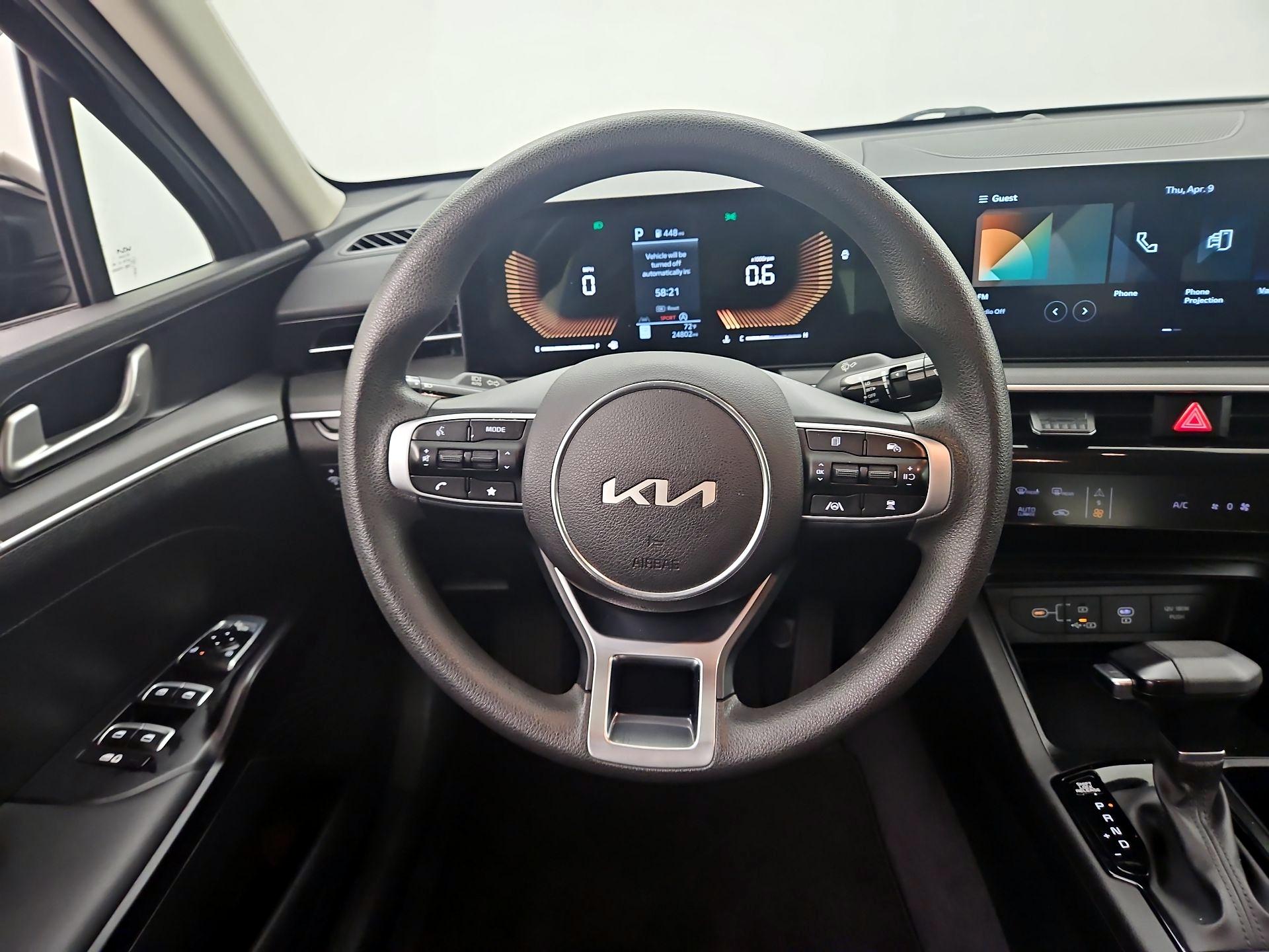 Thumbnail: 2025 Kia K5 - 10