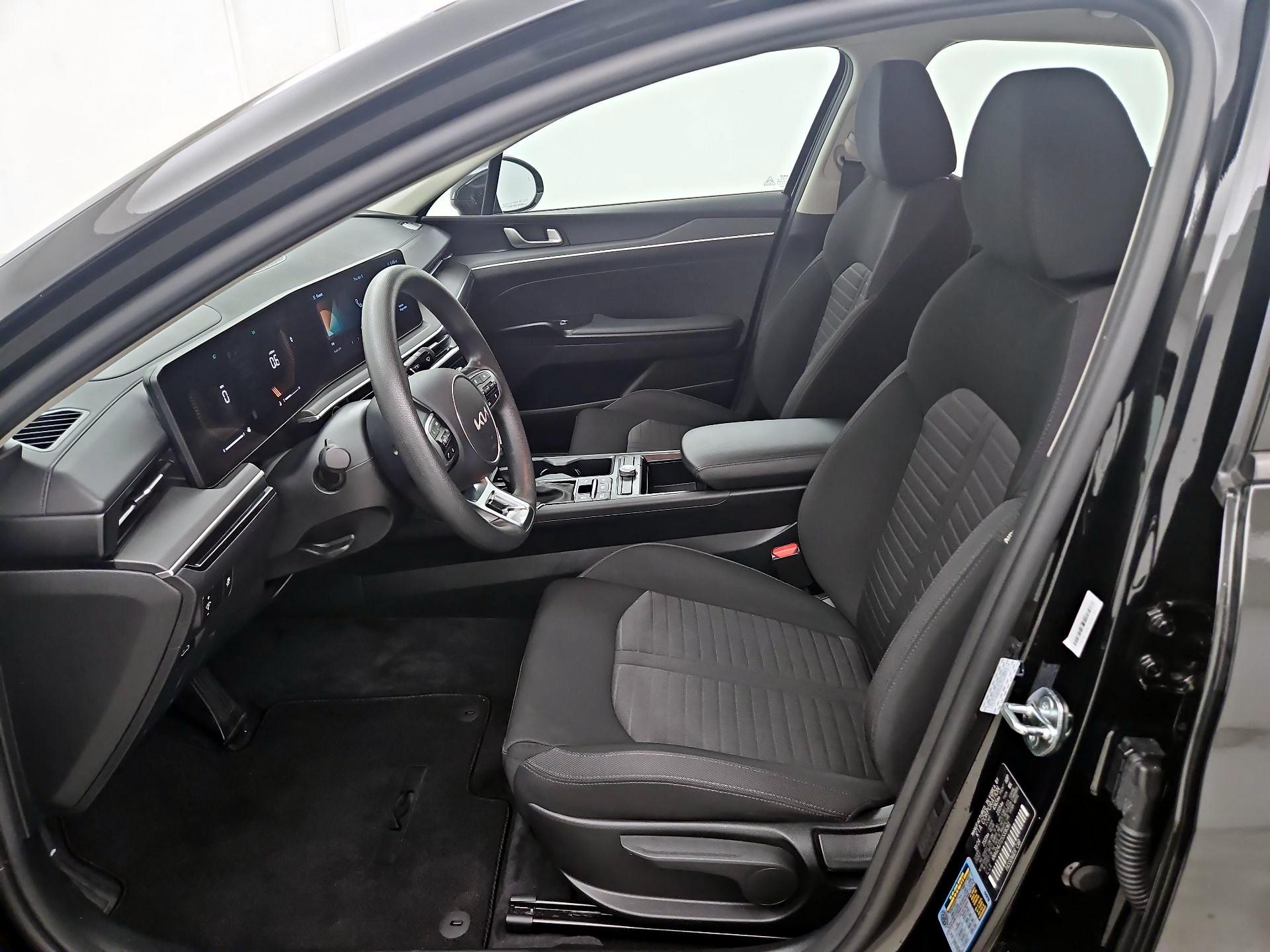 Thumbnail: 2025 Kia K5 - 11