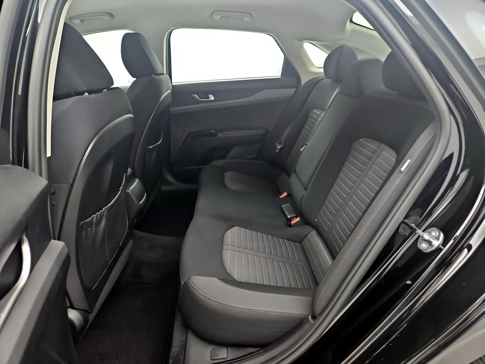 Thumbnail: 2025 Kia K5 - 19