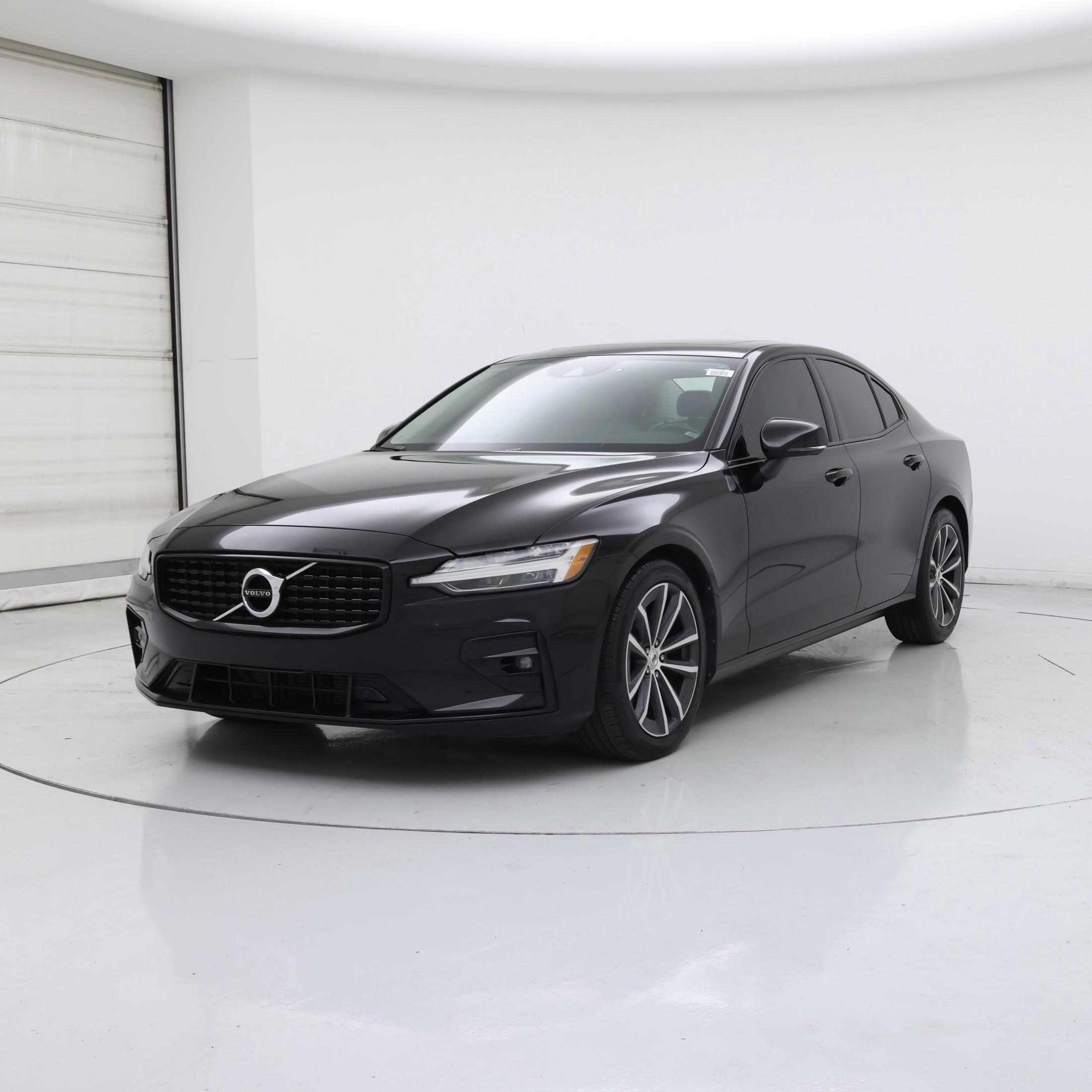Thumbnail: 2022 Volvo S60 - 4