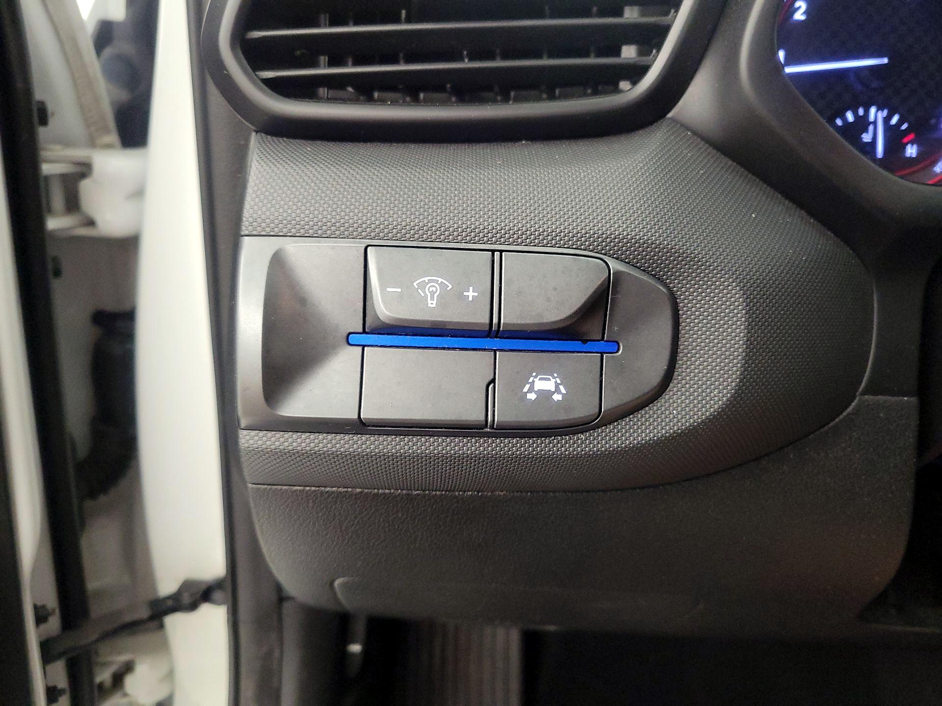 Thumbnail: 2019 Hyundai Veloster - 13