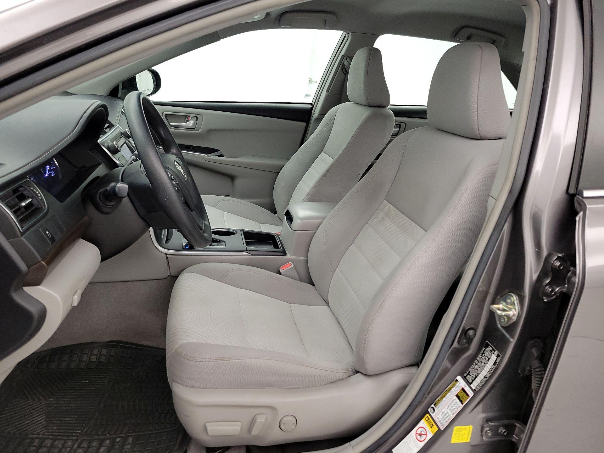 Thumbnail: 2017 Toyota Camry - 11