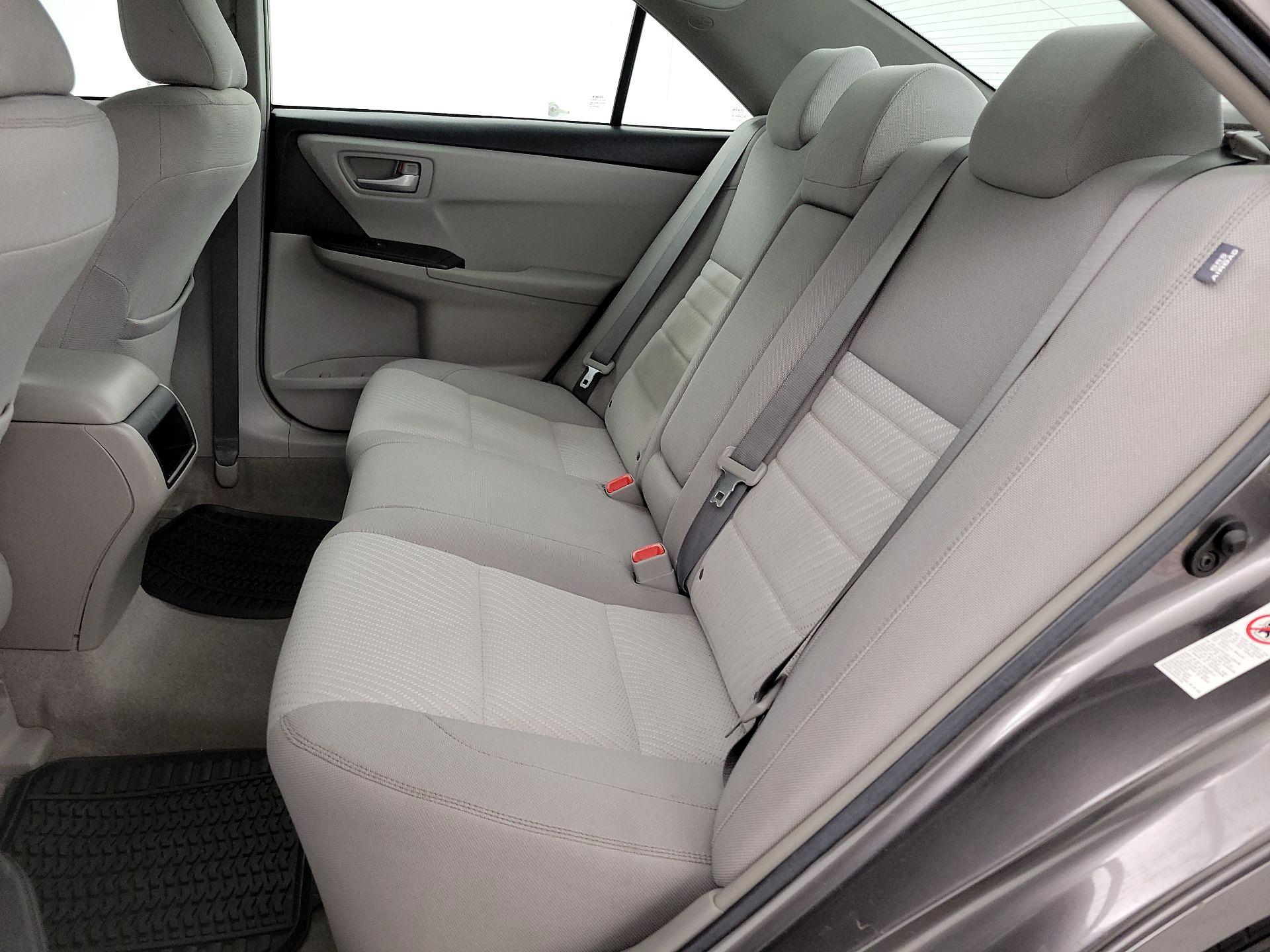 Thumbnail: 2017 Toyota Camry - 19
