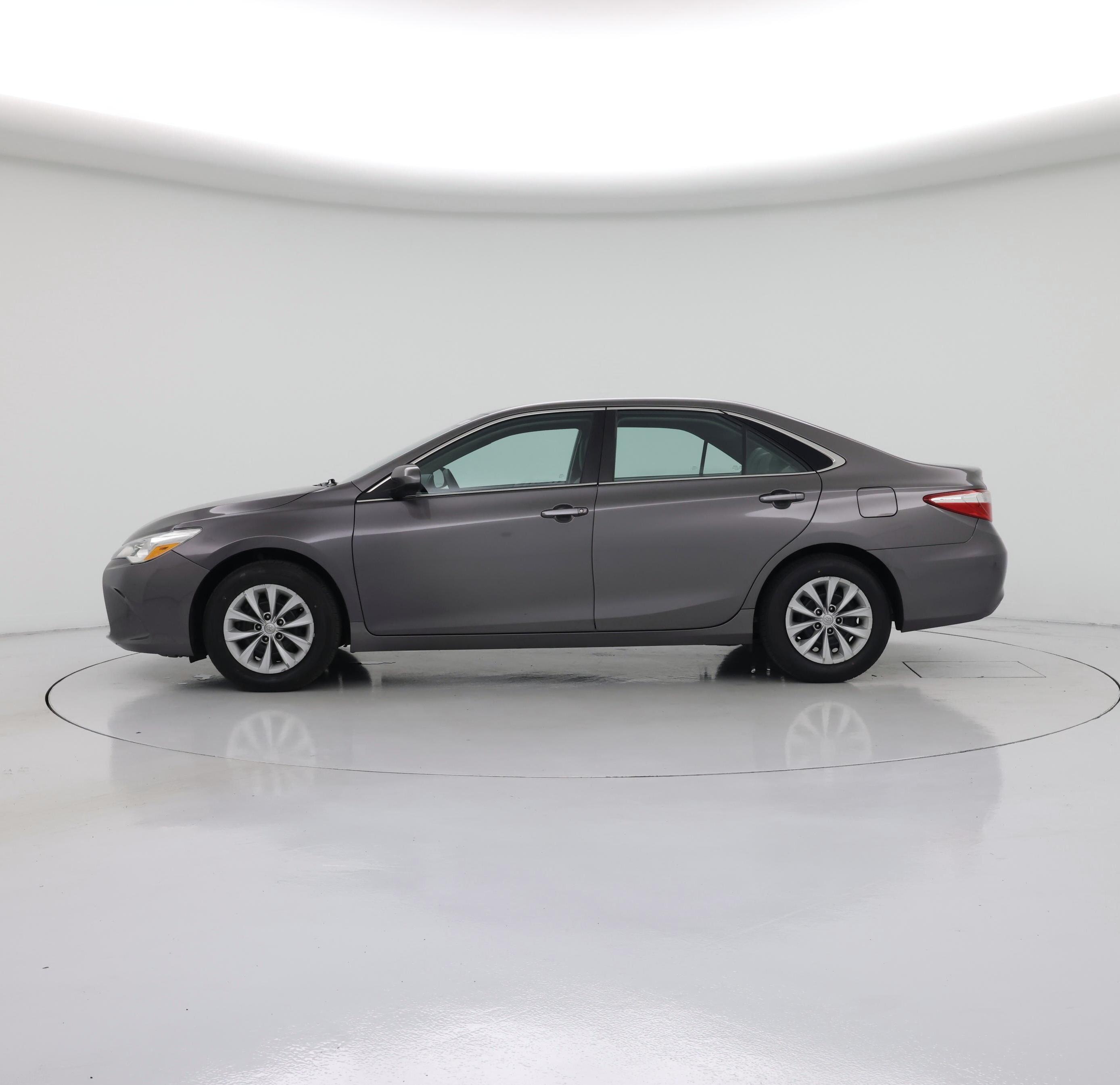 Thumbnail: 2017 Toyota Camry - 3