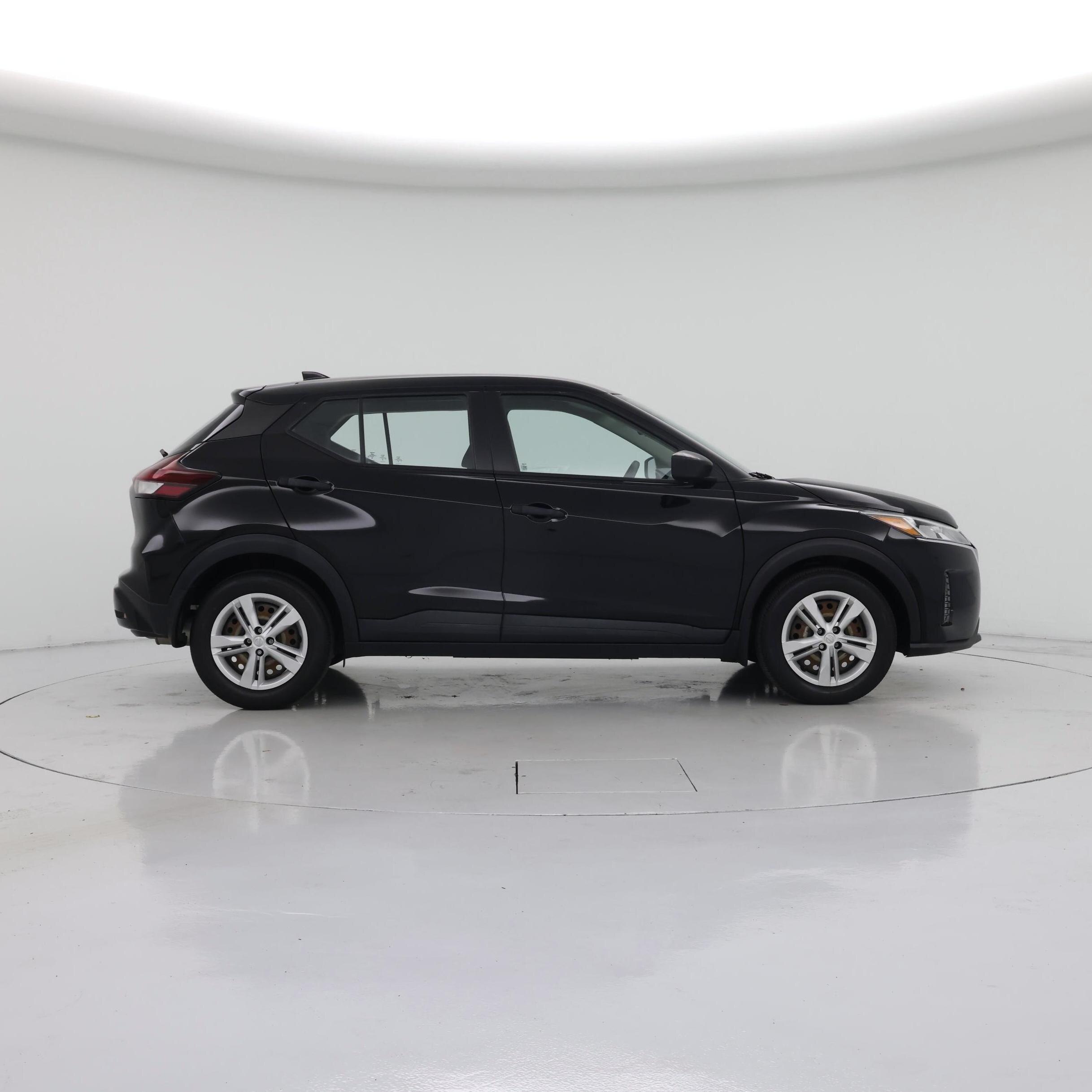 Thumbnail: 2023 Nissan Kicks - 7