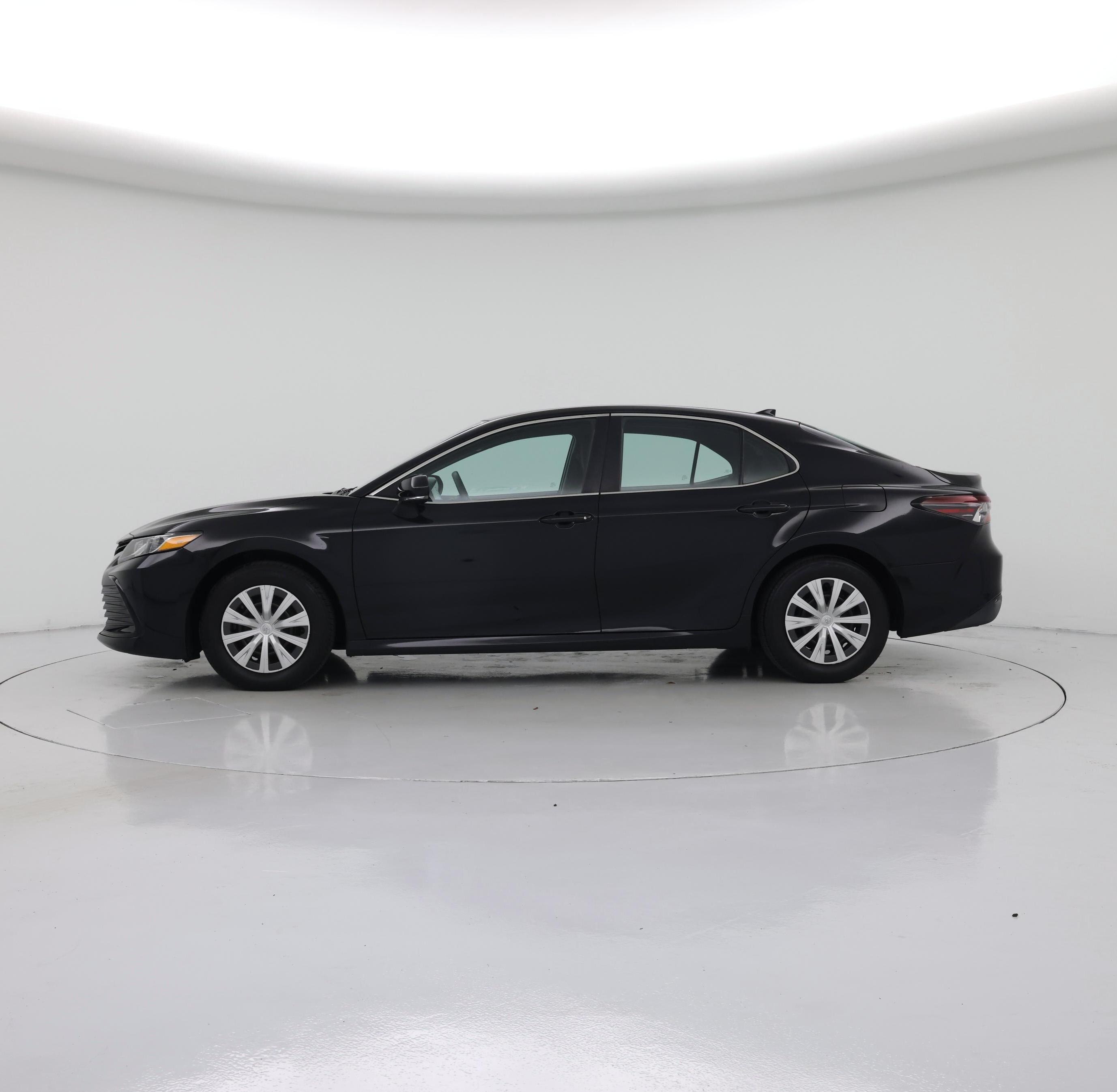 Thumbnail: 2022 Toyota Camry - 3