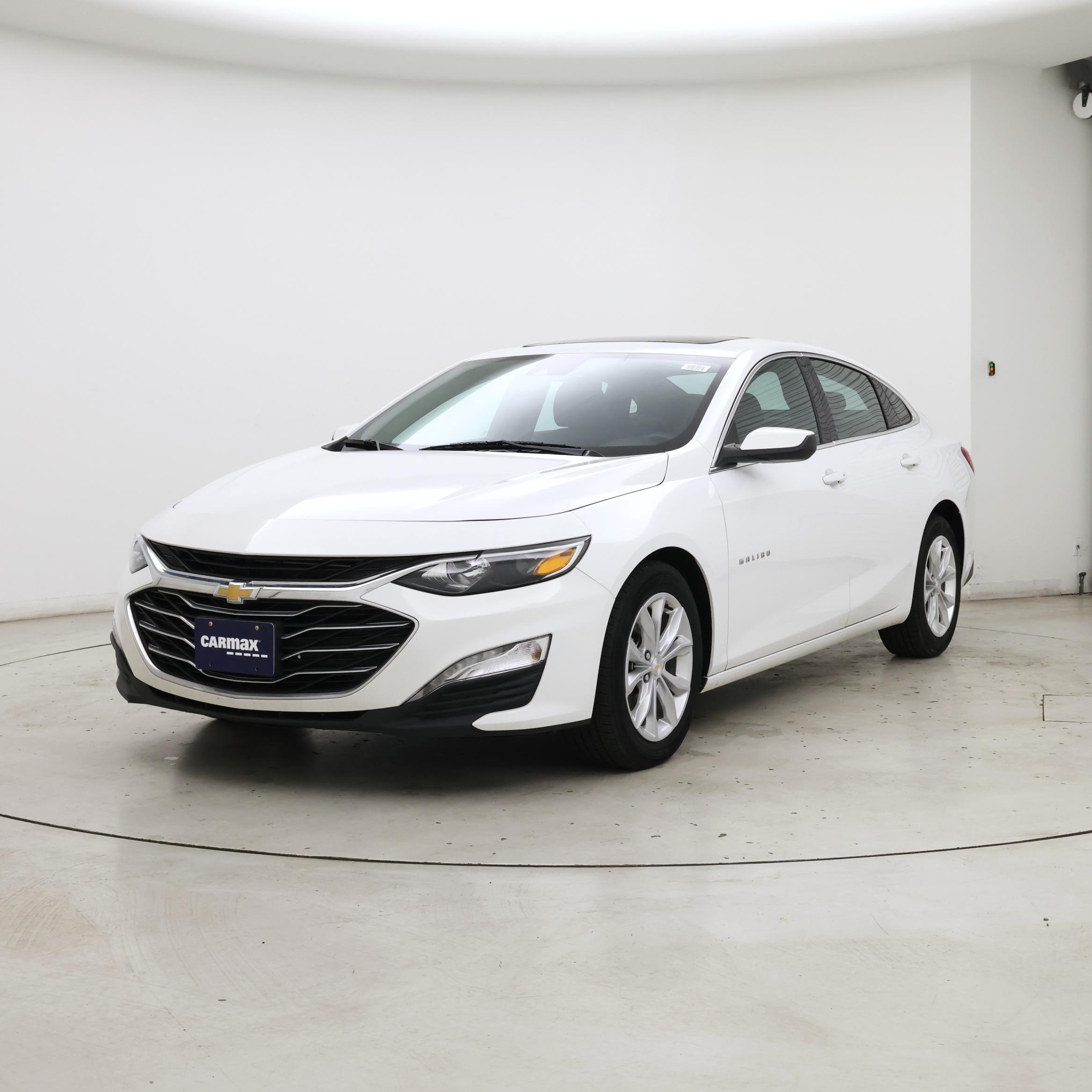 Thumbnail: 2024 Chevrolet Malibu - 4