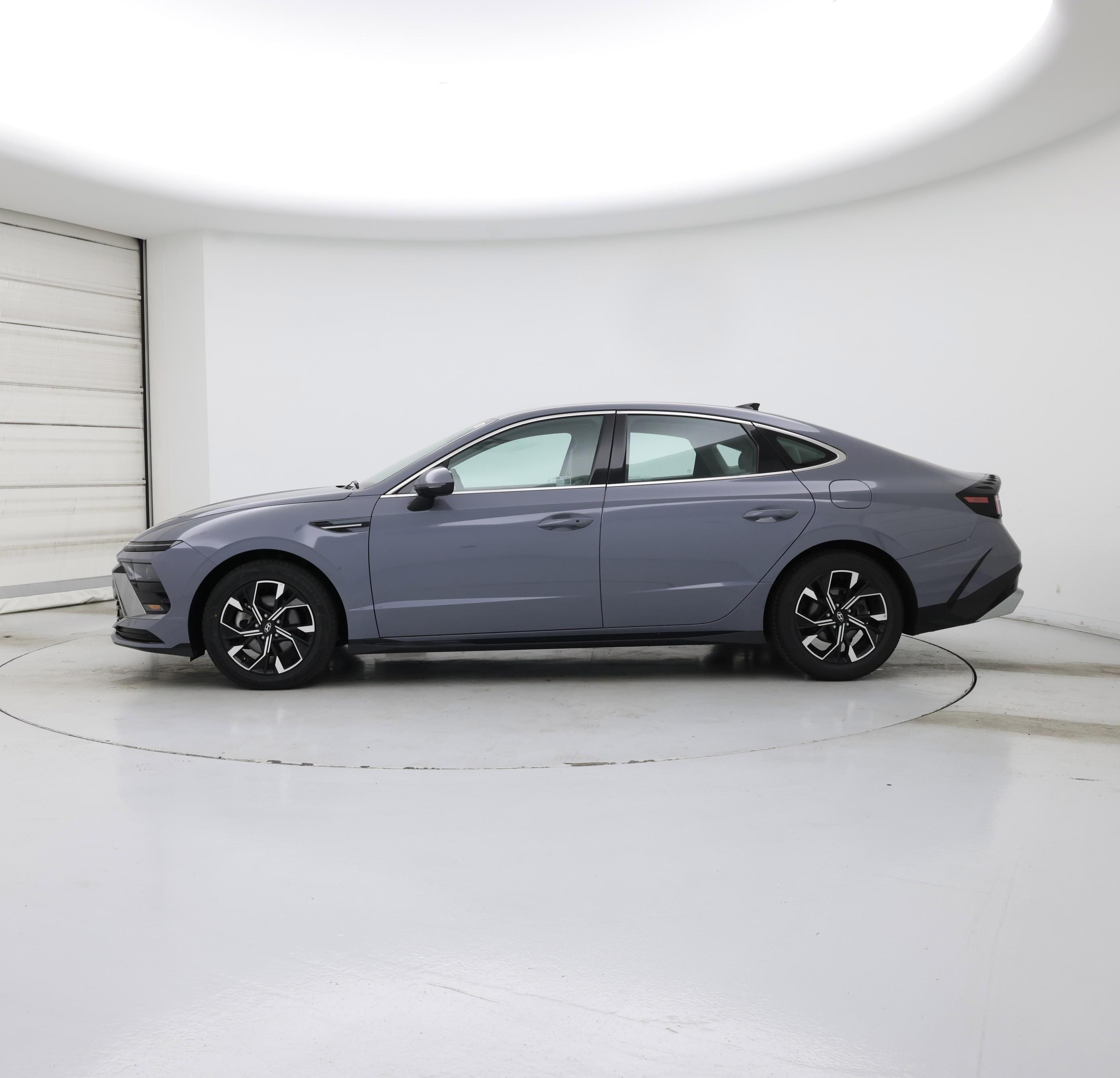 Thumbnail: 2025 Hyundai Sonata - 3