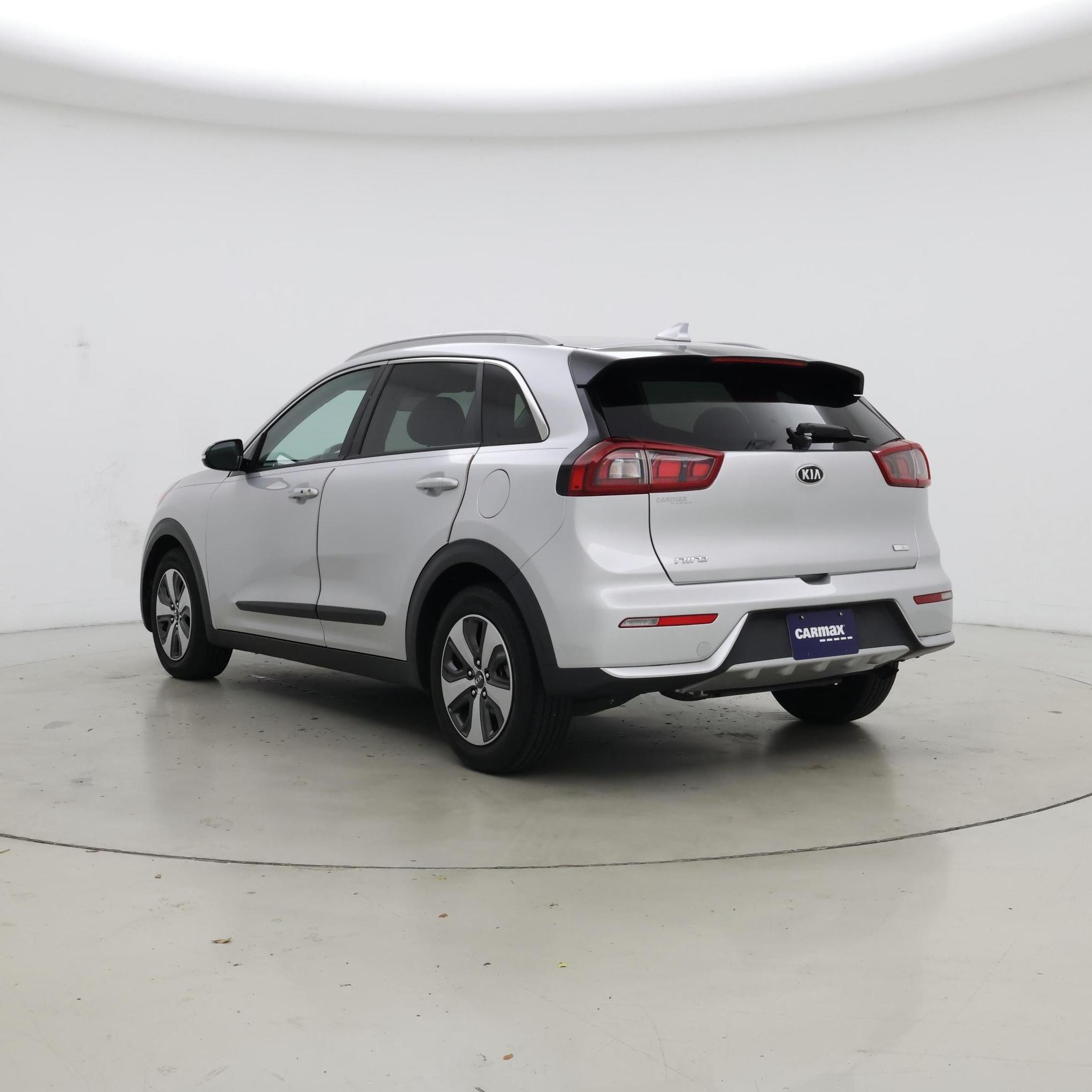 Thumbnail: 2017 Kia Niro - 2