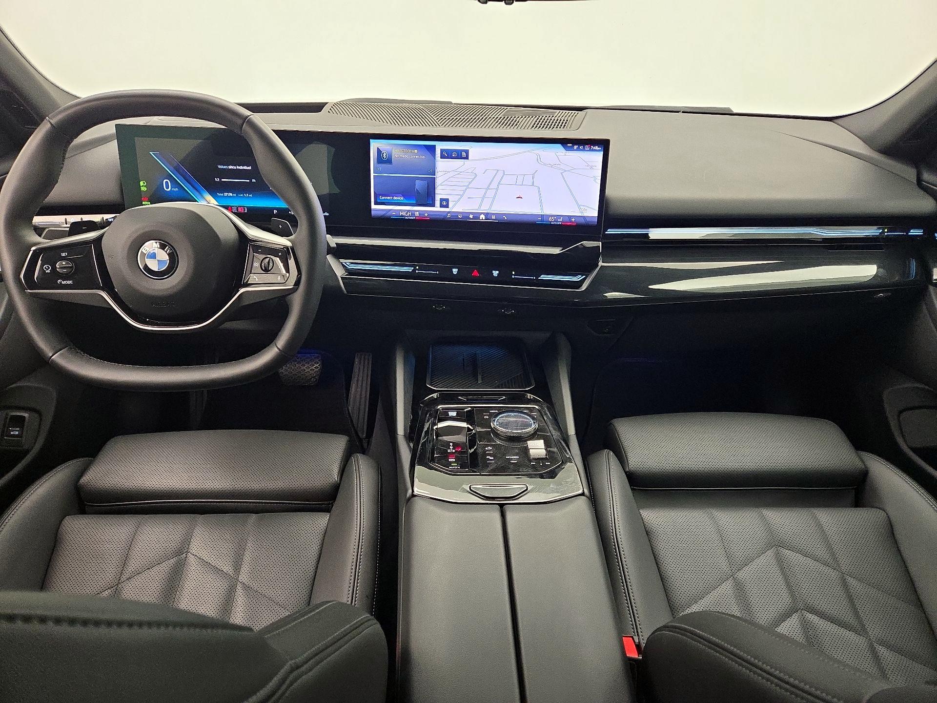 Thumbnail: 2025 BMW 5 Series - 9