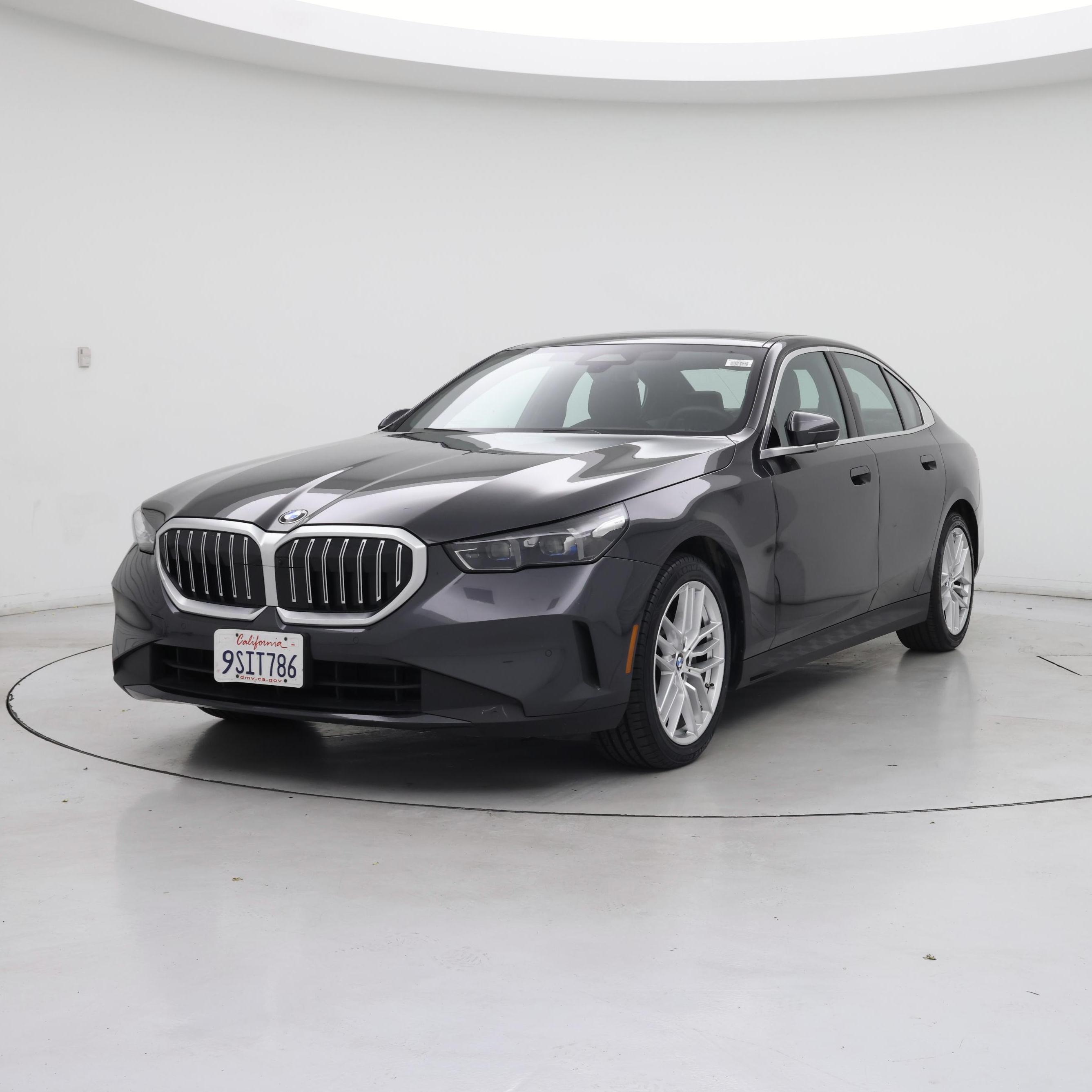 Thumbnail: 2025 BMW 5 Series - 4