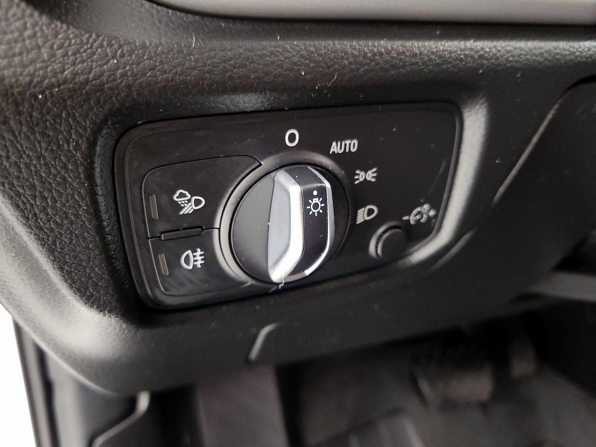 Thumbnail: 2018 Audi A3 - 13