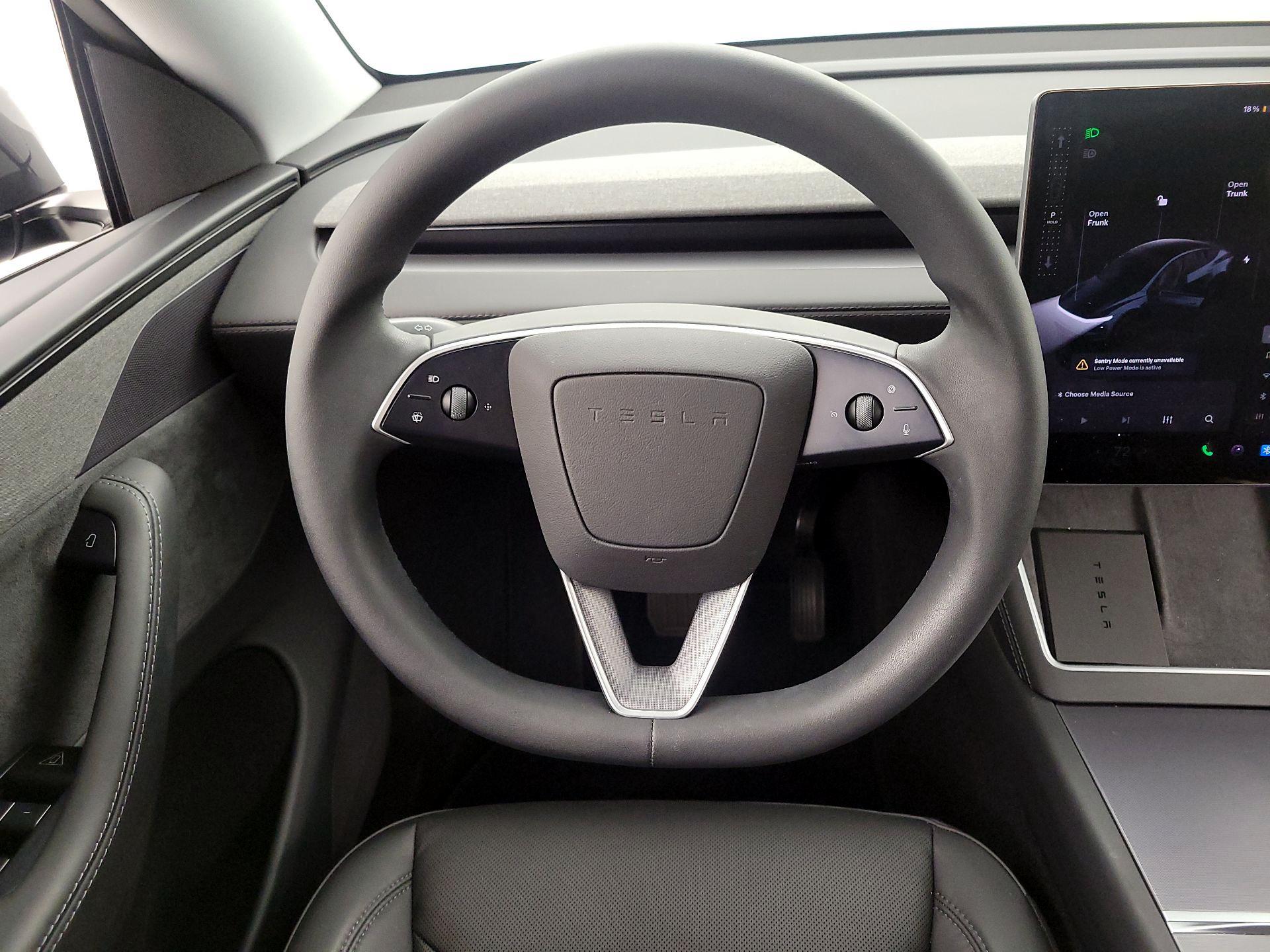 Thumbnail: 2026 Tesla Model Y - 10