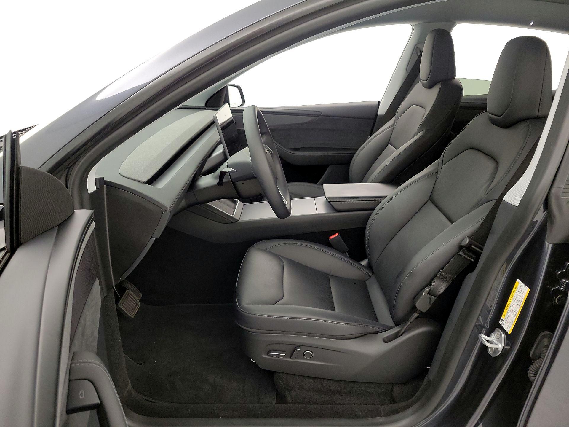 Thumbnail: 2026 Tesla Model Y - 11