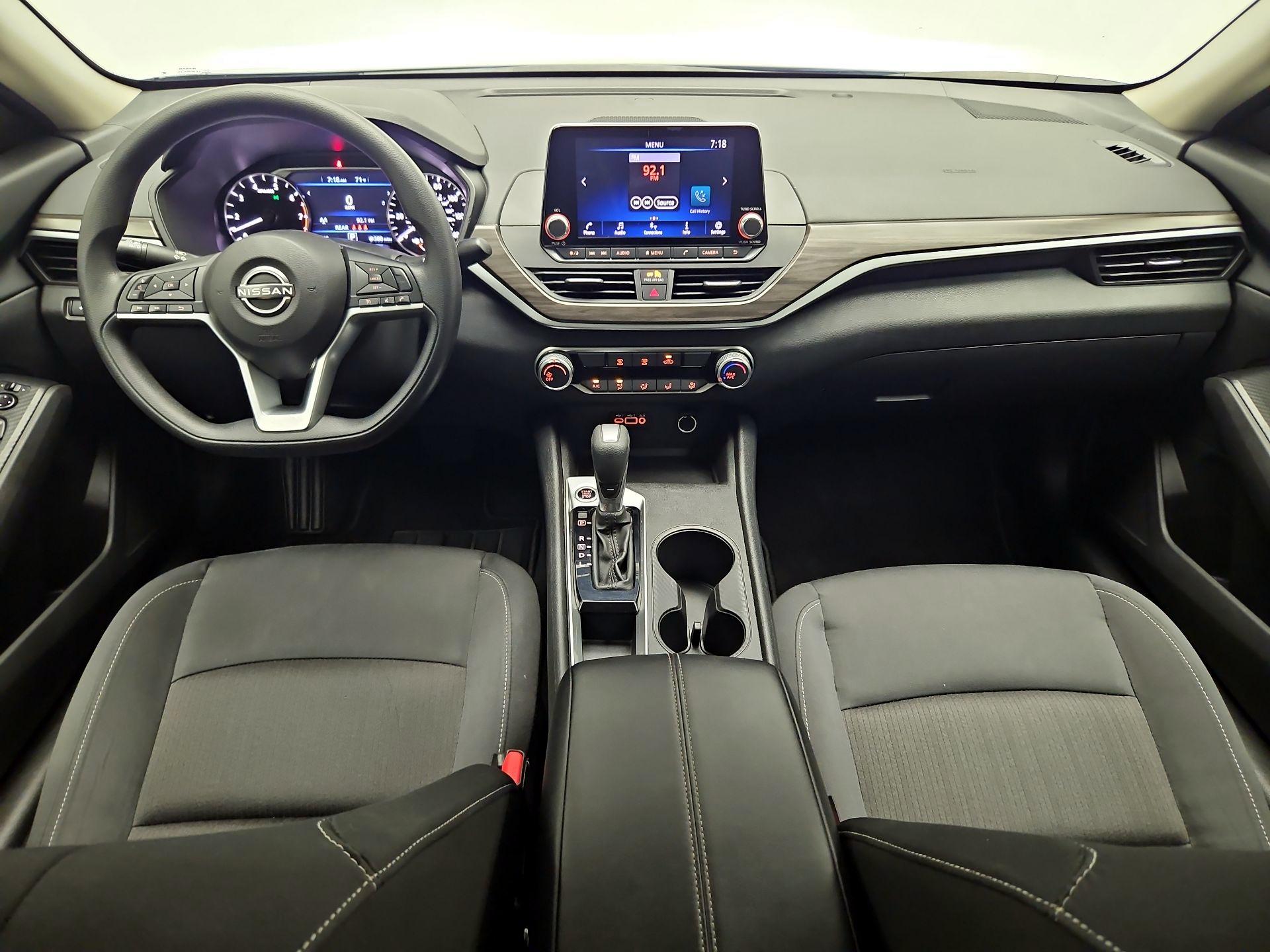 Thumbnail: 2025 Nissan Altima - 9