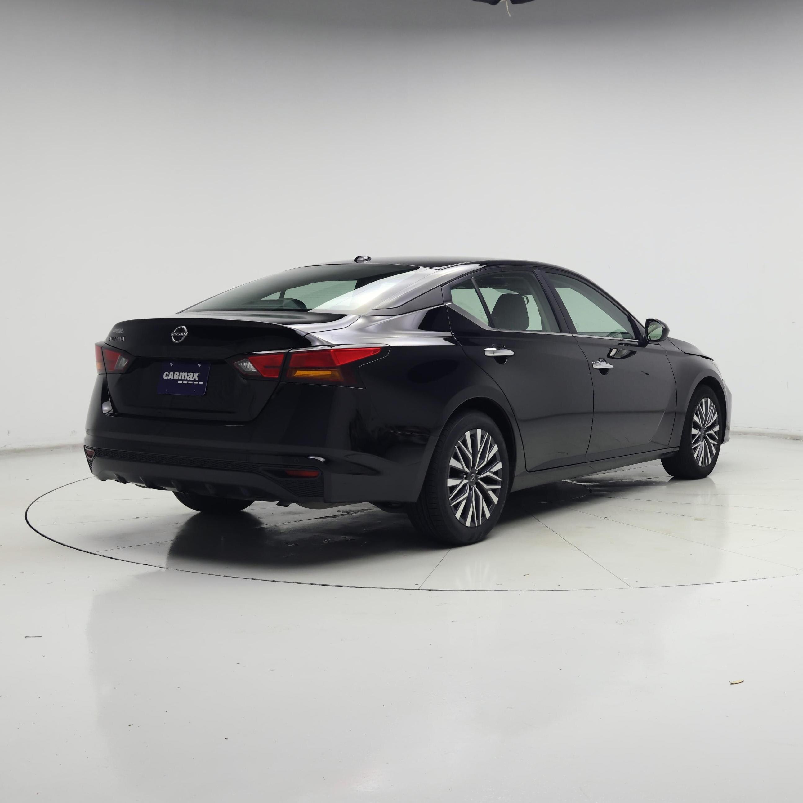 Thumbnail: 2025 Nissan Altima - 8