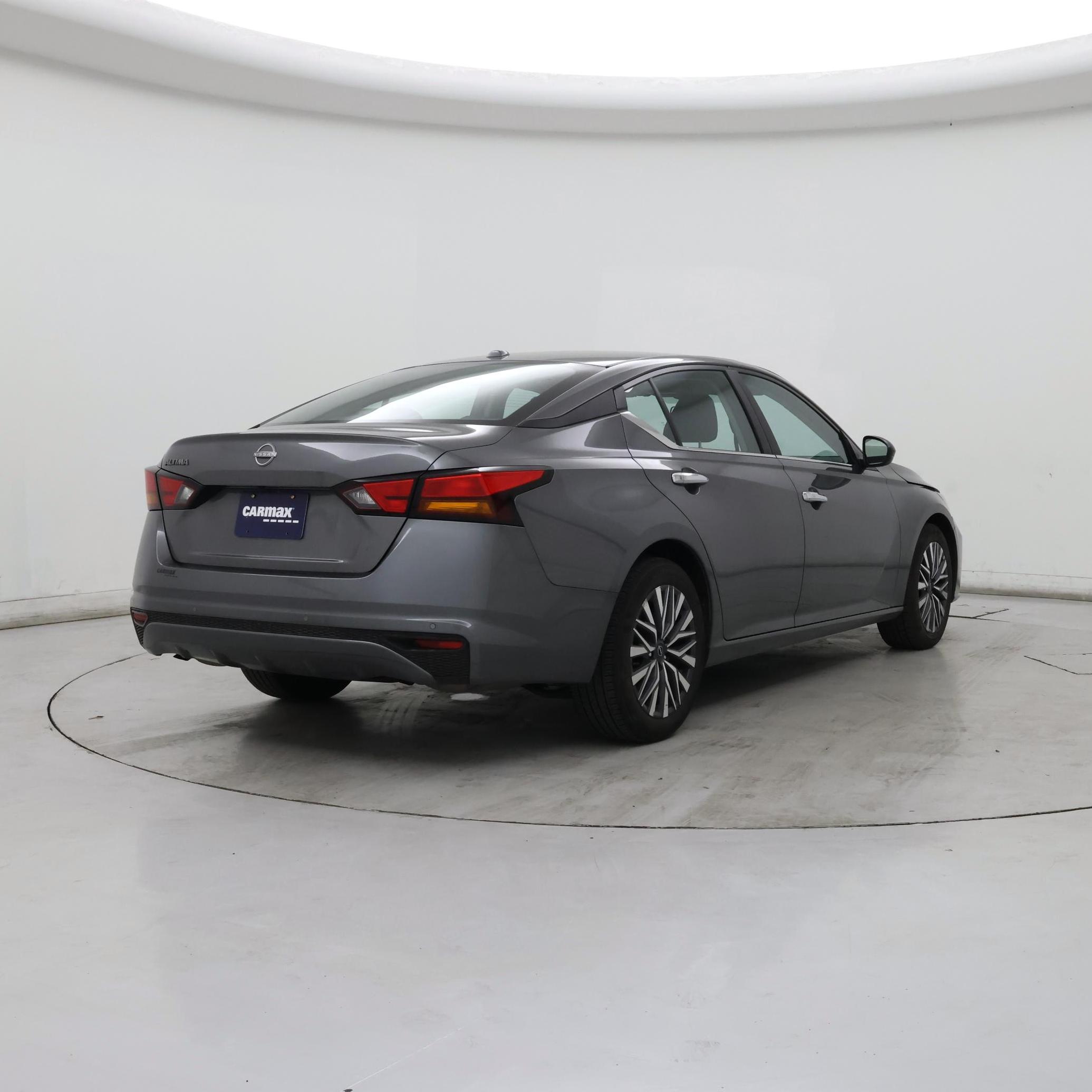 Thumbnail: 2025 Nissan Altima - 8