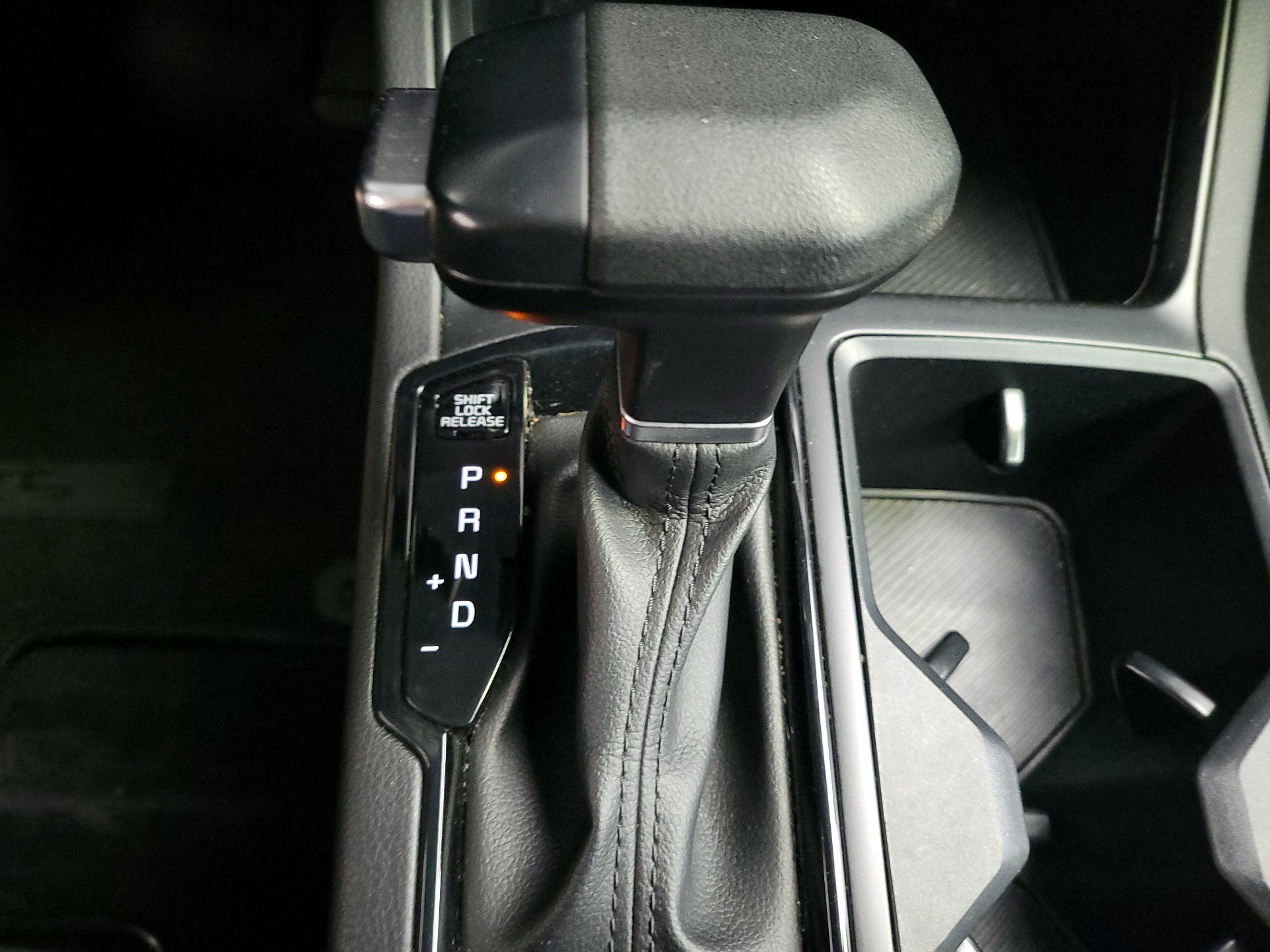 Thumbnail: 2025 Kia K5 - 17