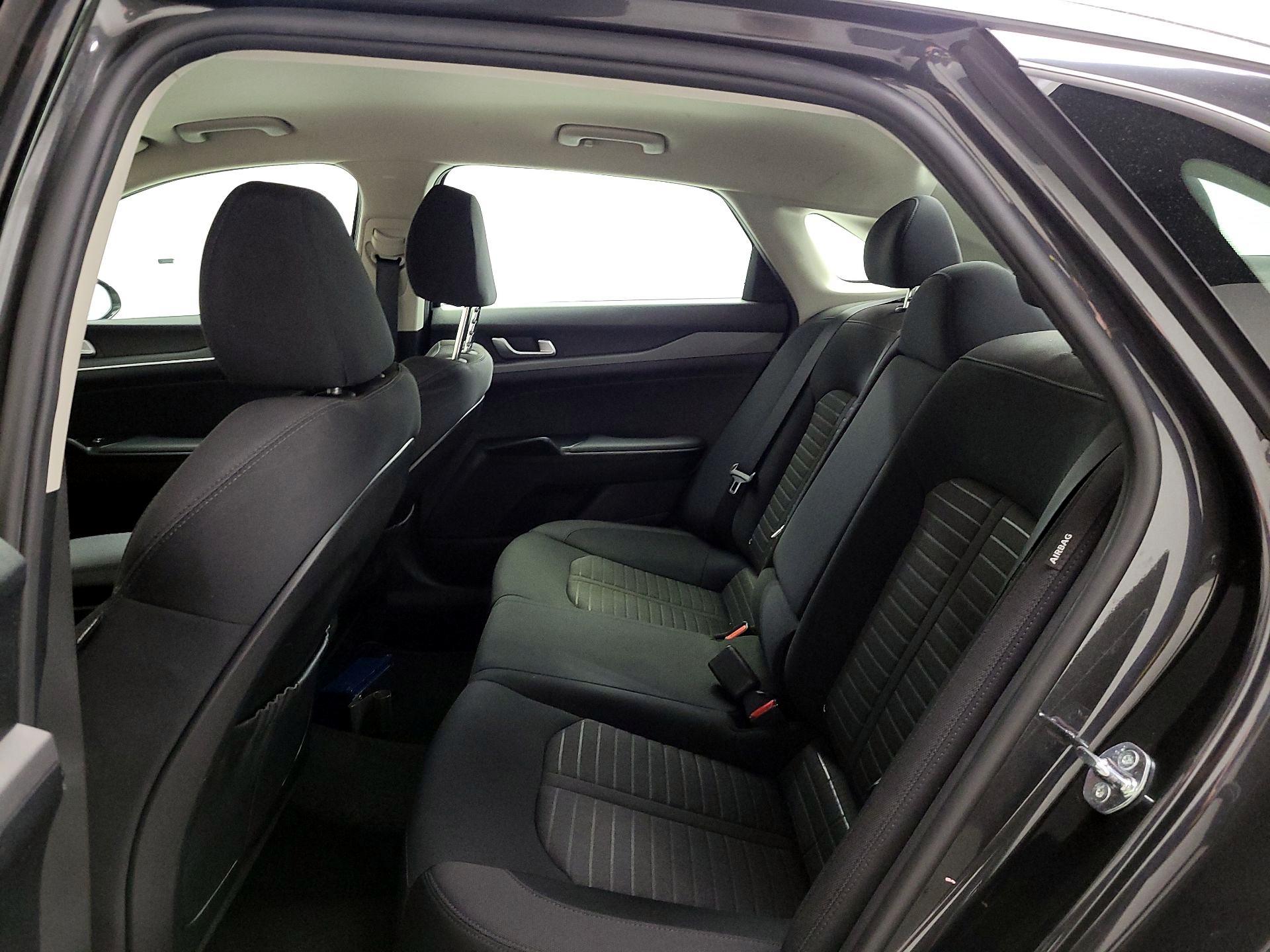 Thumbnail: 2025 Kia K5 - 19