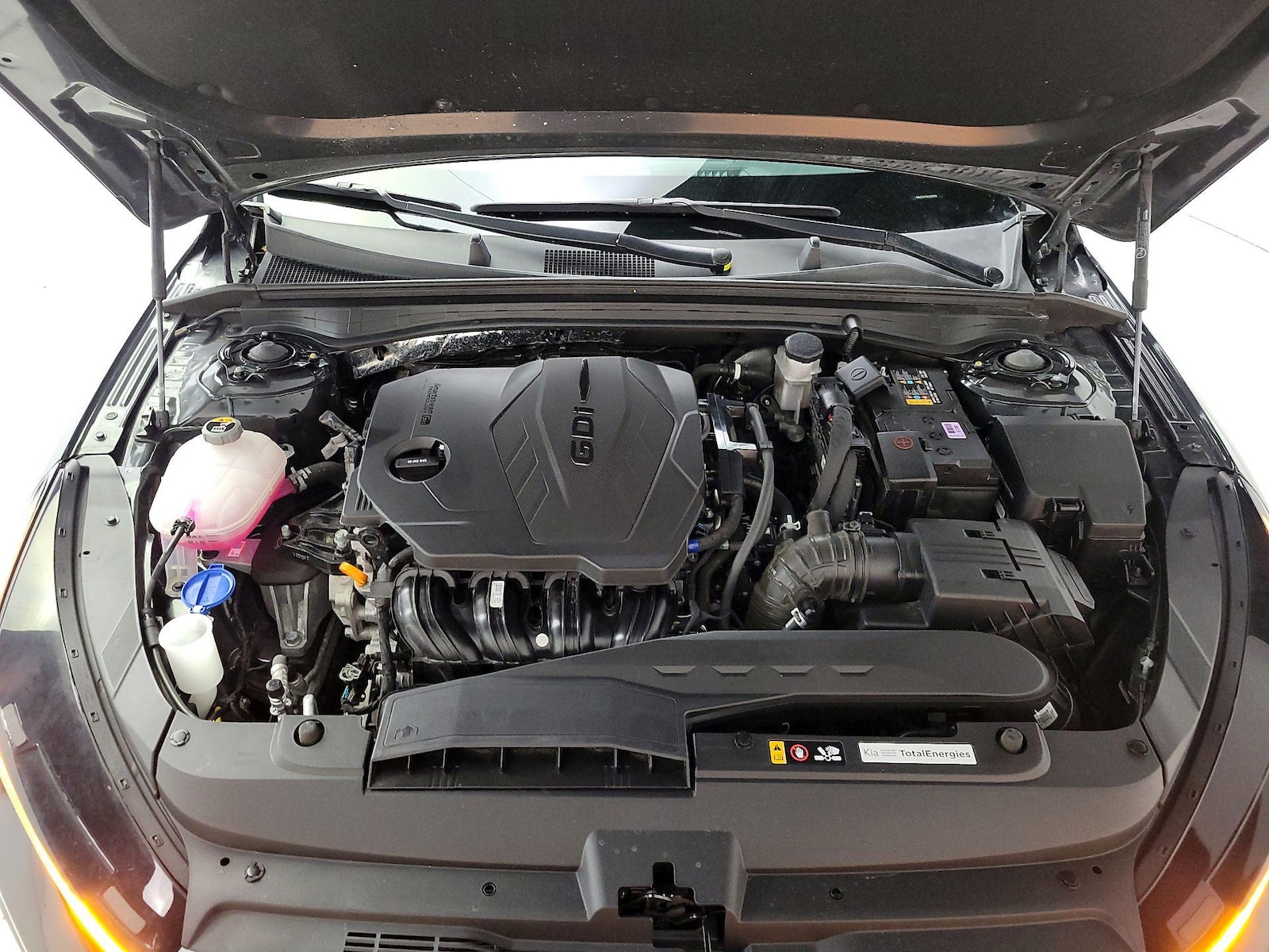 2025 Kia K5 LXS - Photo 22