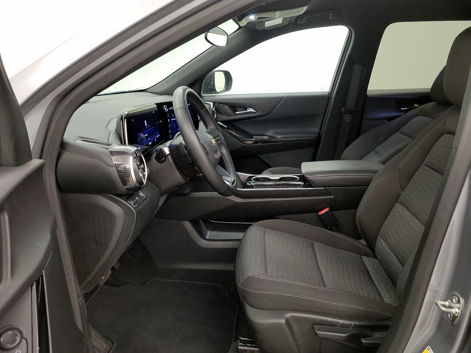 Thumbnail: 2025 Chevrolet Equinox - 11