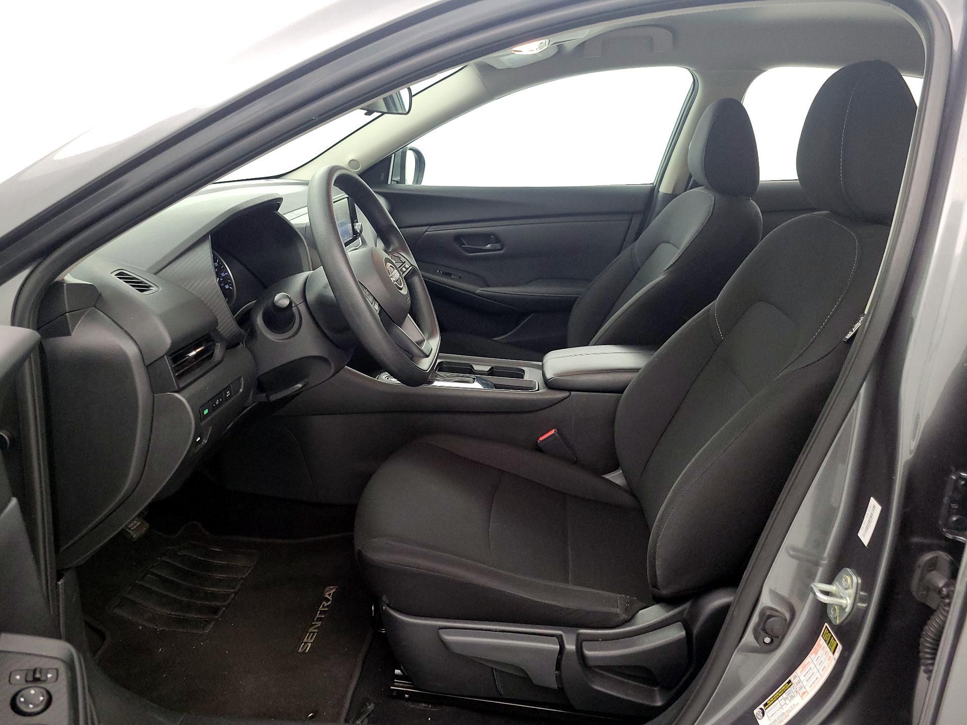 Thumbnail: 2025 Nissan Sentra - 11