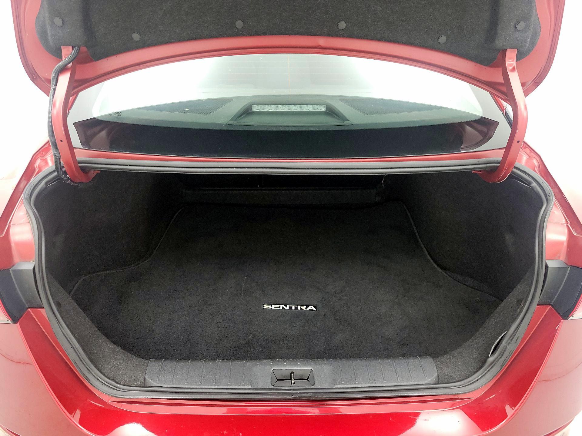 Thumbnail: 2024 Nissan Sentra - 20