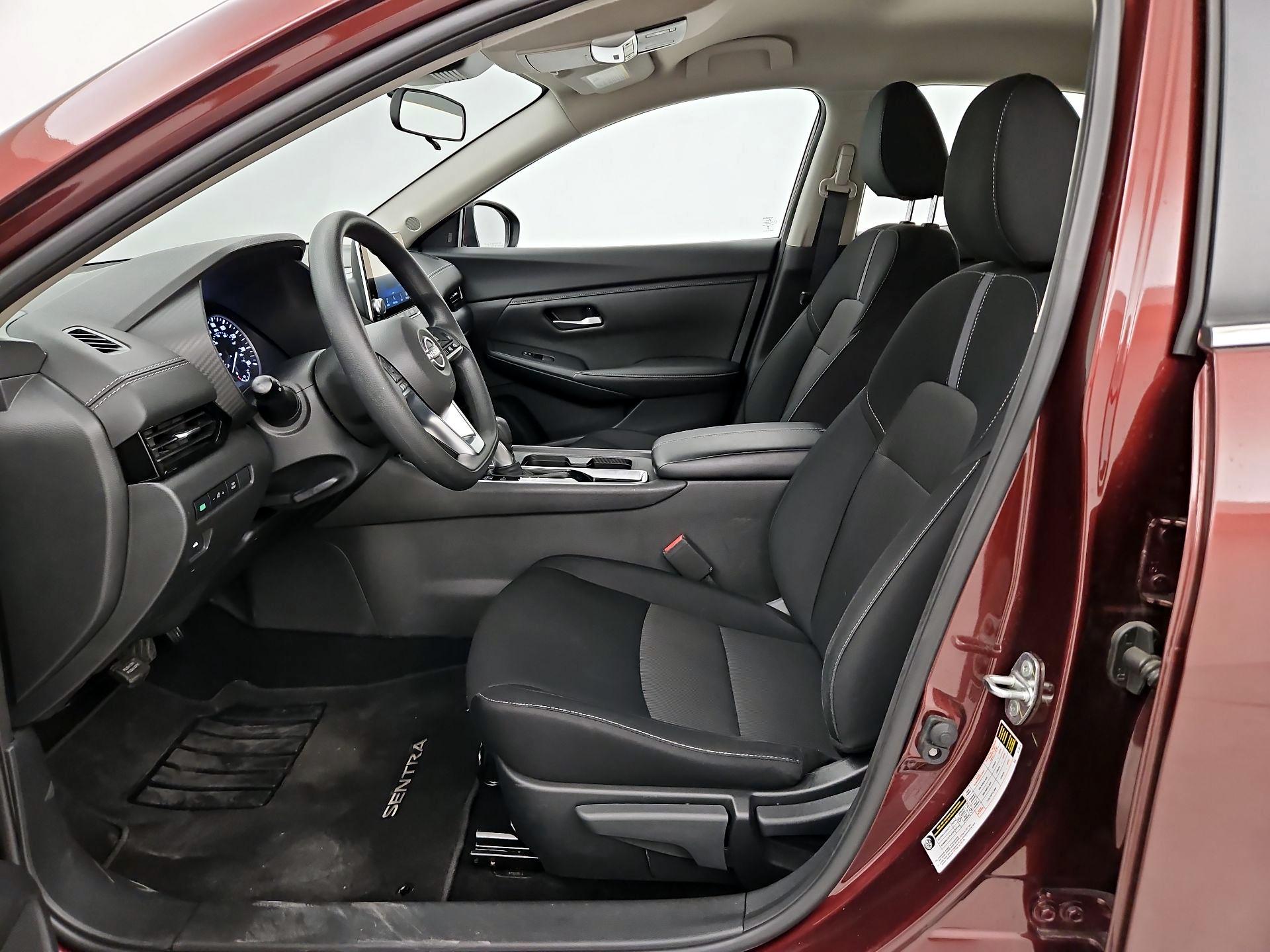 Thumbnail: 2025 Nissan Sentra - 11