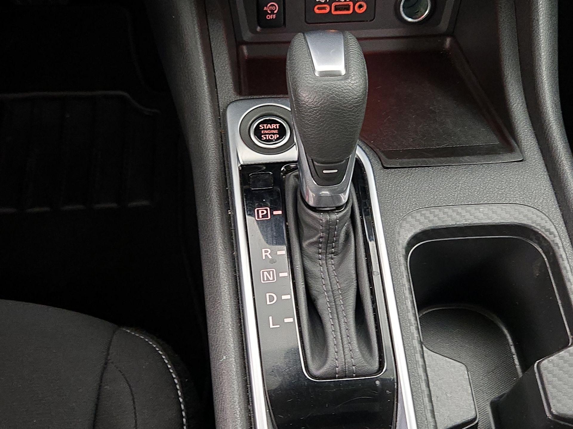 Thumbnail: 2025 Nissan Sentra - 17