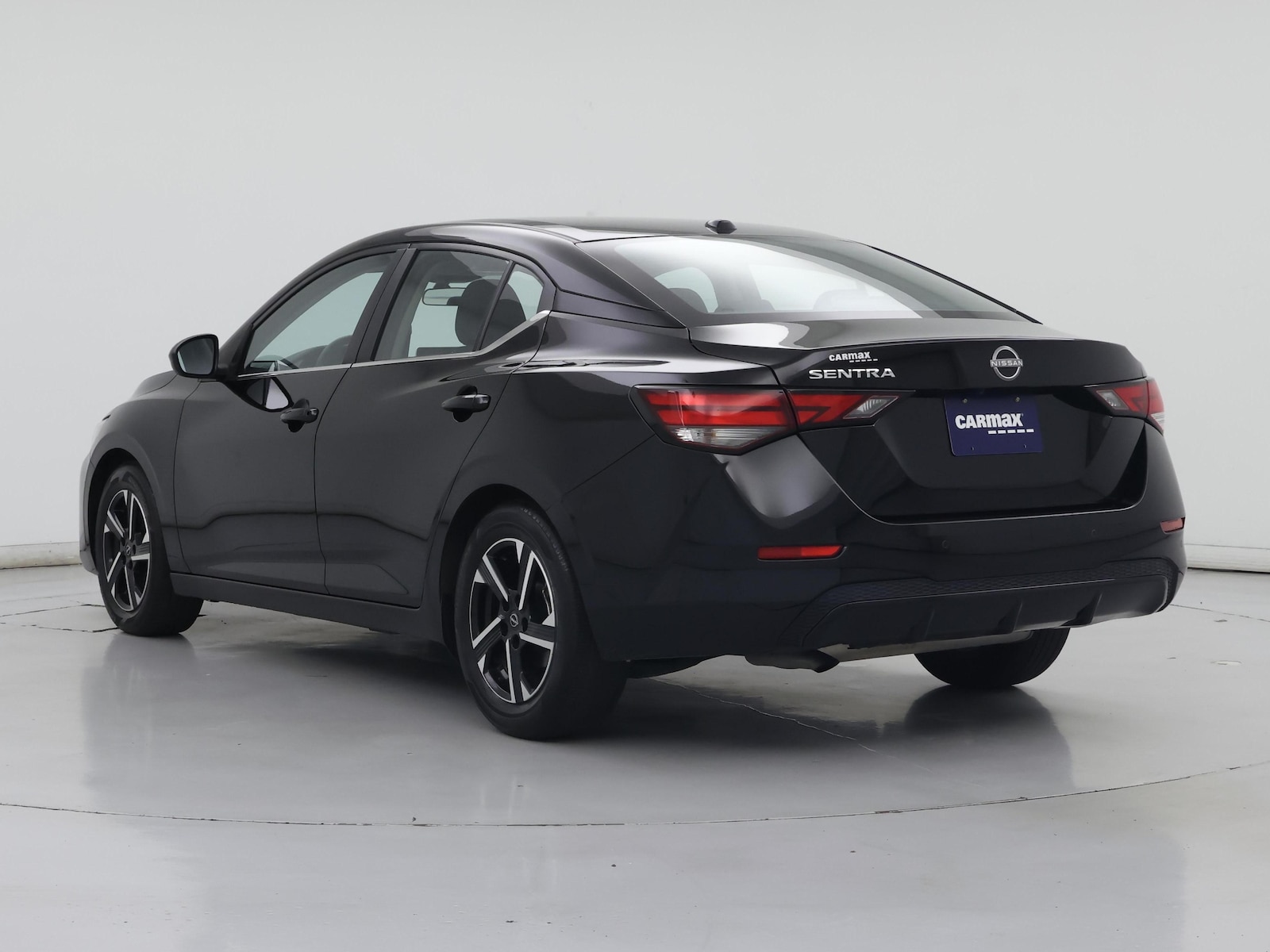 2025 Nissan Sentra SV - Photo 3