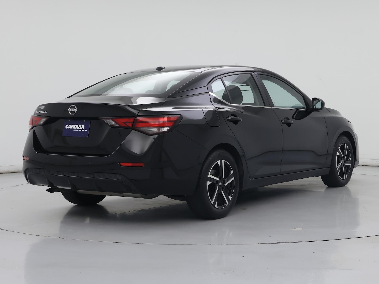 2025 Nissan Sentra SV - Photo 9