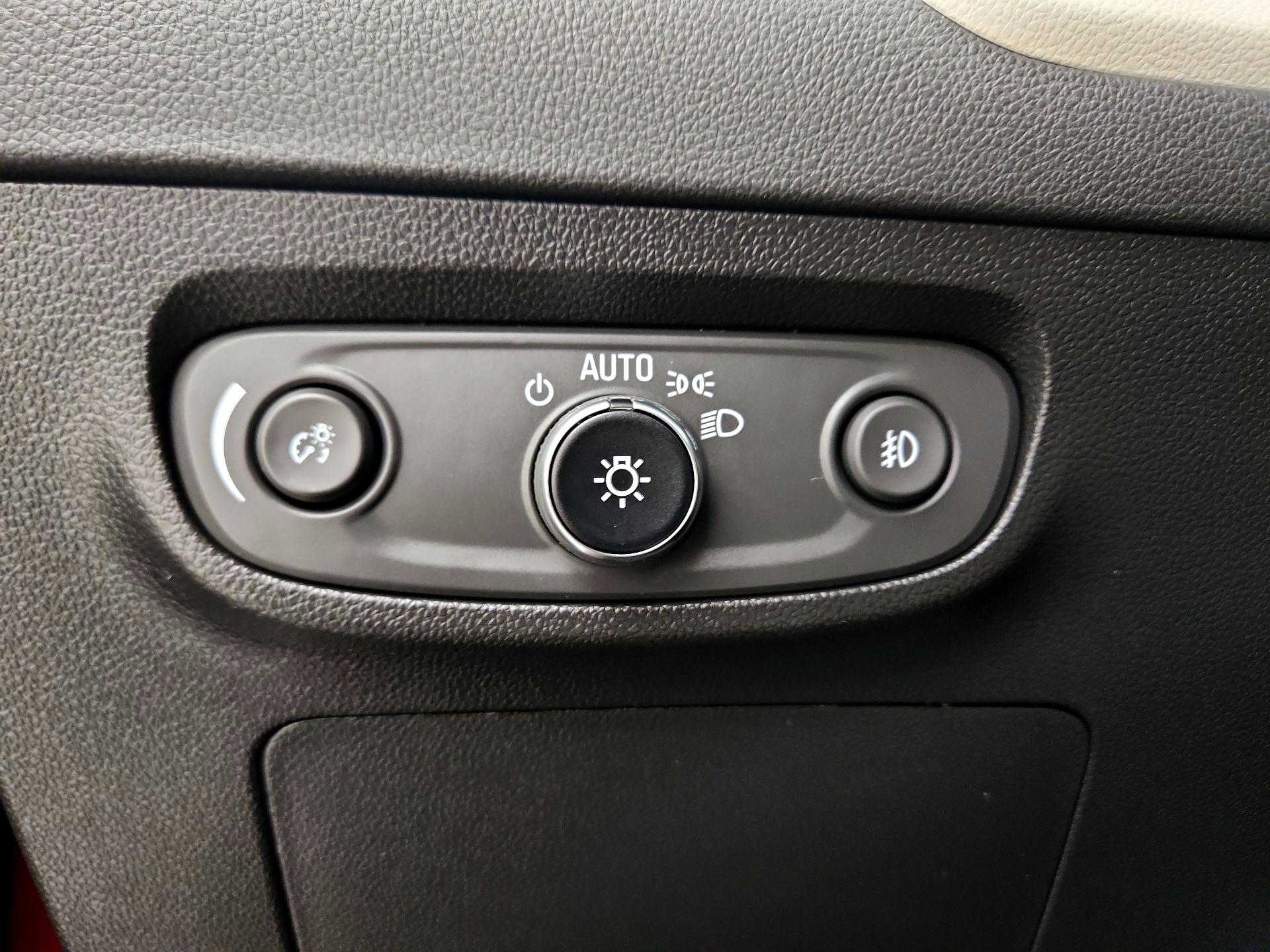 Thumbnail: 2023 Buick Encore GX - 13