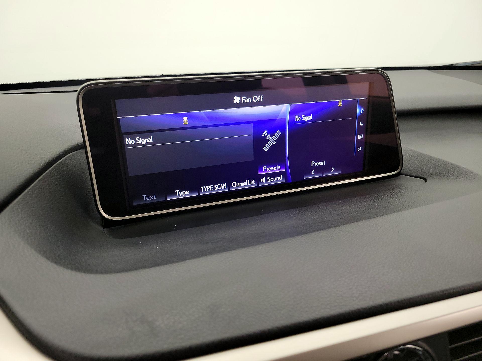 Thumbnail: 2016 Lexus RX - 15