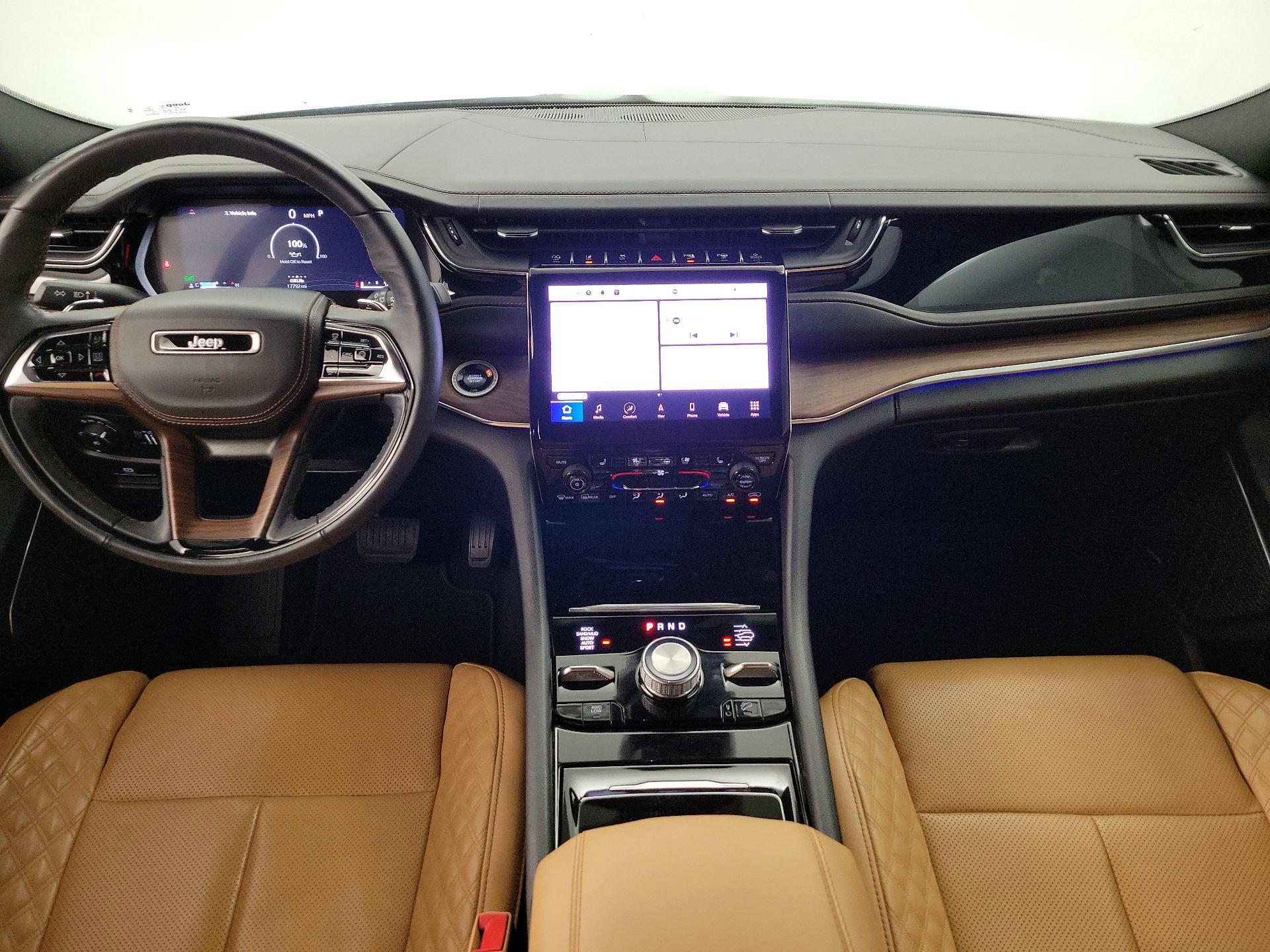 Thumbnail: 2025 Jeep Grand Cherokee - 9