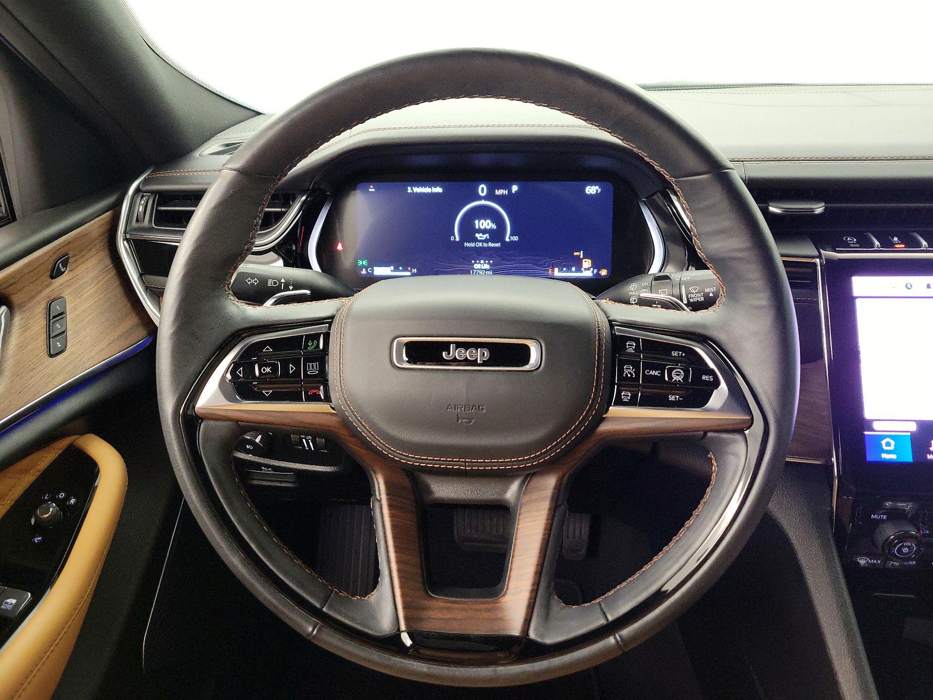 Thumbnail: 2025 Jeep Grand Cherokee - 10