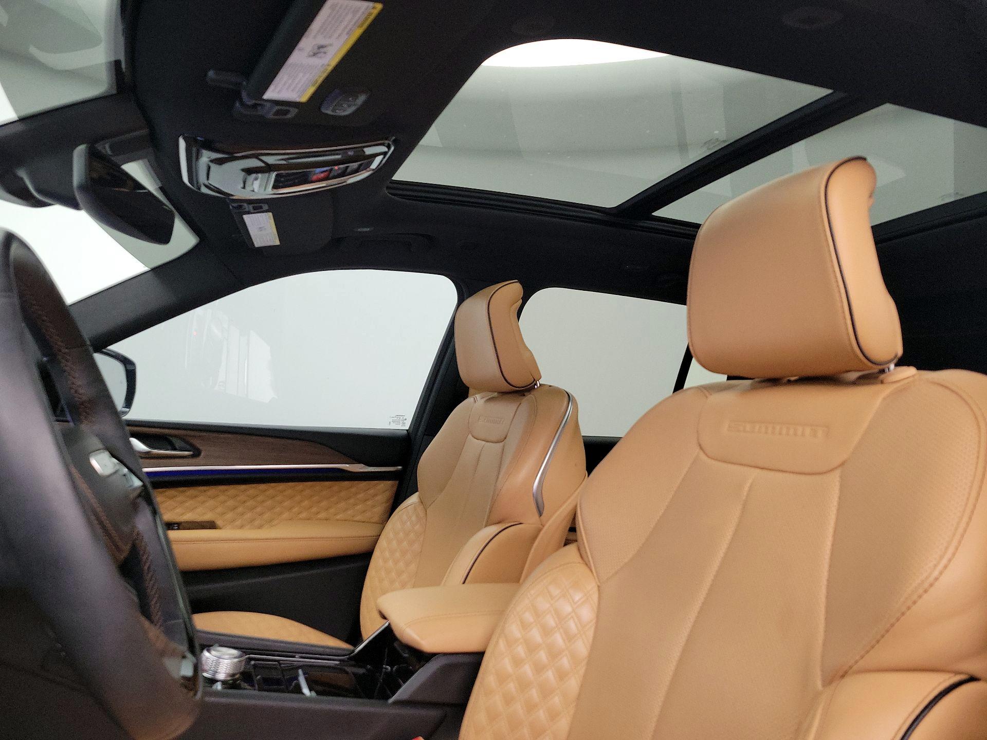 Thumbnail: 2025 Jeep Grand Cherokee - 20